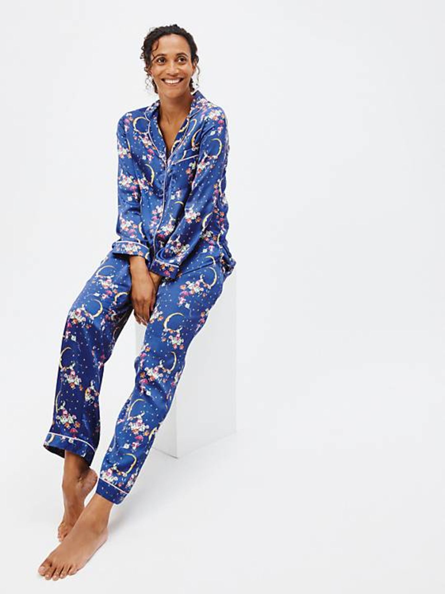 Pallet of Raw Customer Returns - Category - FASHION - P100126593 - Image 27 of 47