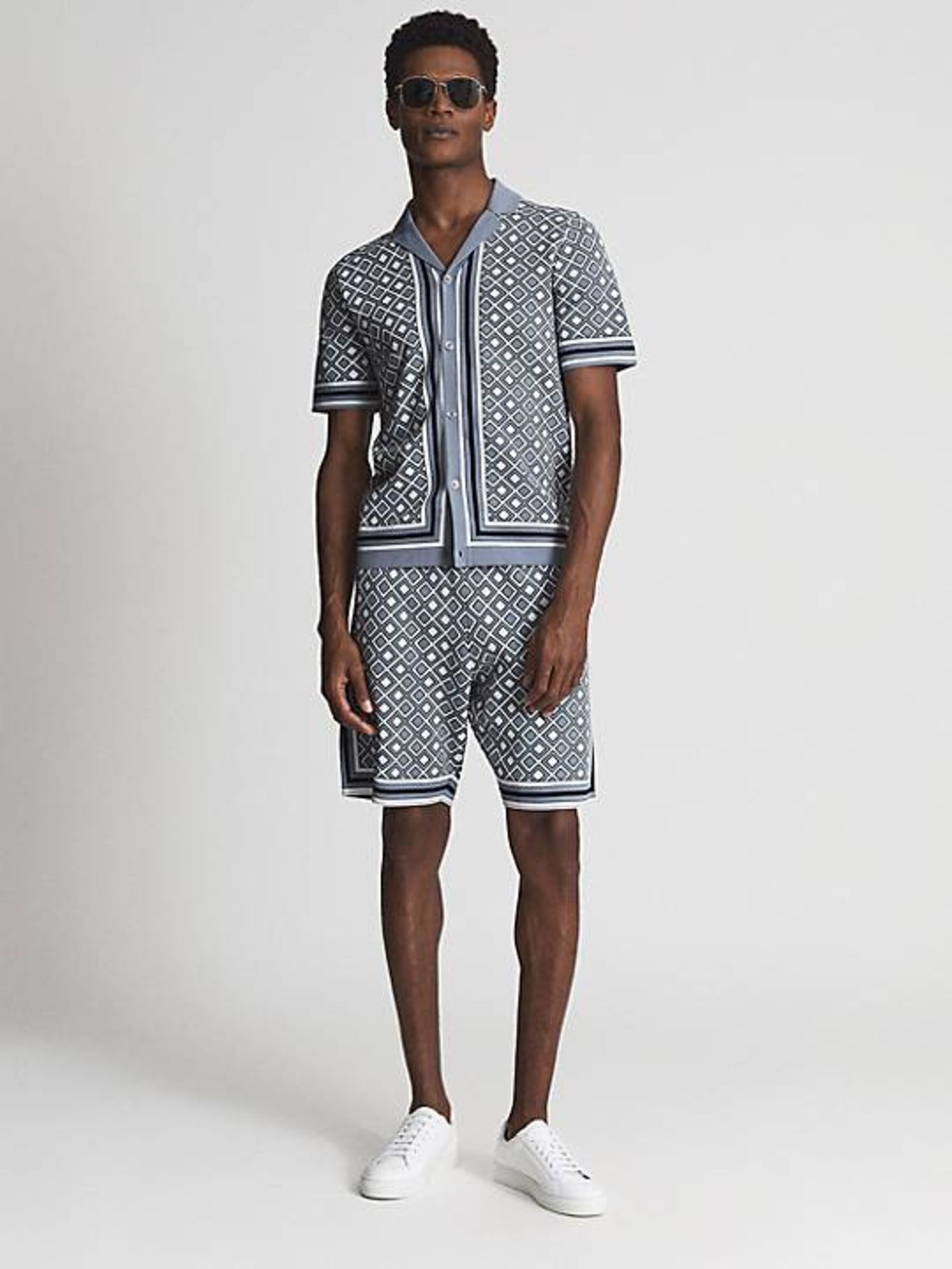 Pallet of Raw Customer Returns - Category - FASHION - P100126593 - Image 38 of 47