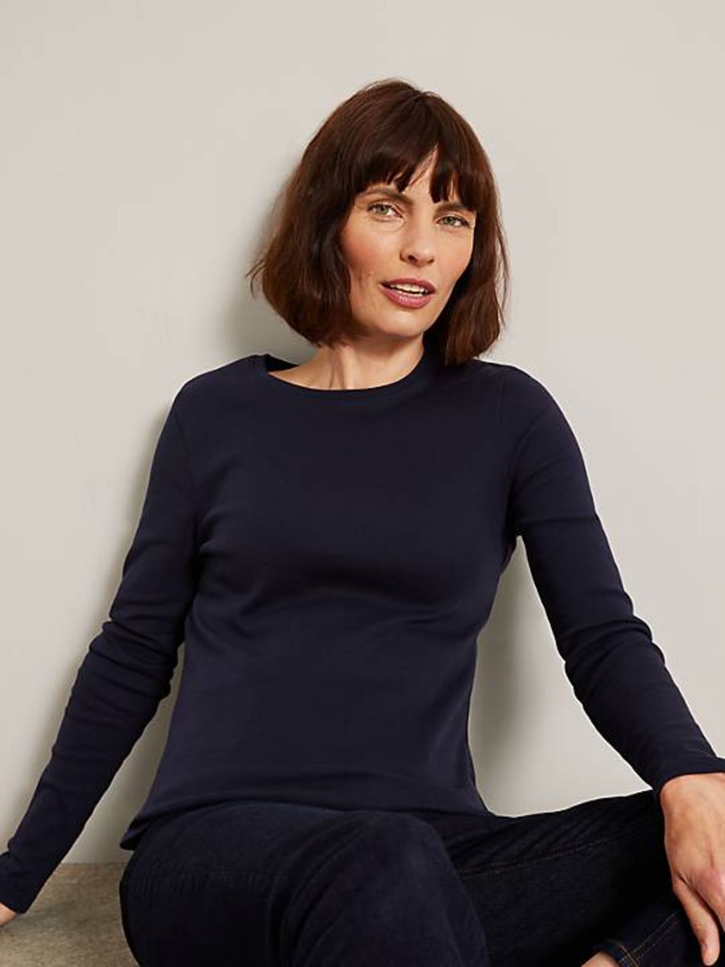 Pallet of Raw Customer Returns - Category - FASHION - P100126593 - Image 42 of 47