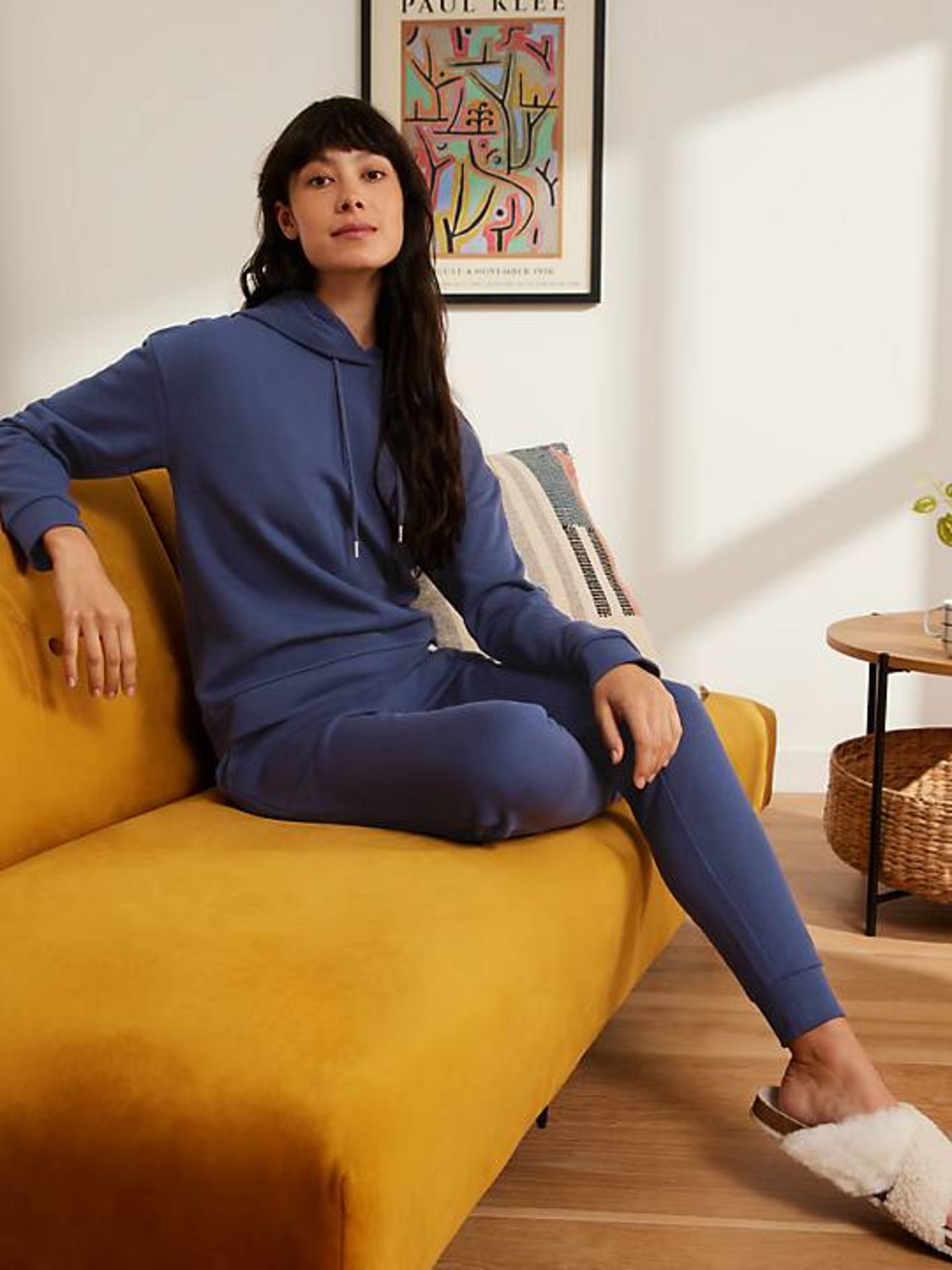 Pallet of Raw Customer Returns - Category - FASHION - P100126593 - Image 15 of 47