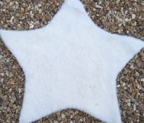 6 Brand New Soft Touch Star Shaped Rugs