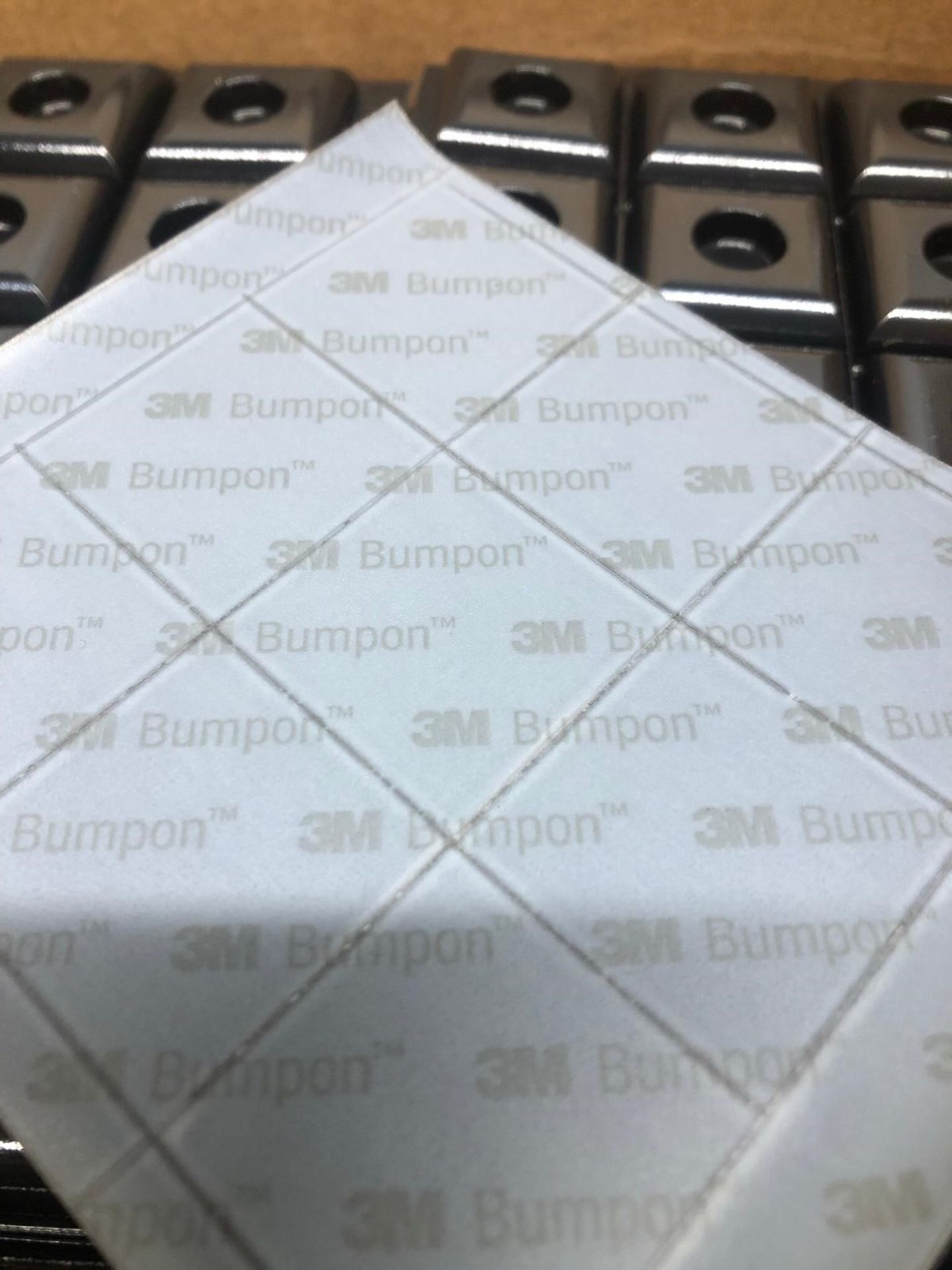 1000 x 3M Bumpons Sticky Anti Scratch Feet Inch x Inch Self Adhesive - Image 3 of 4