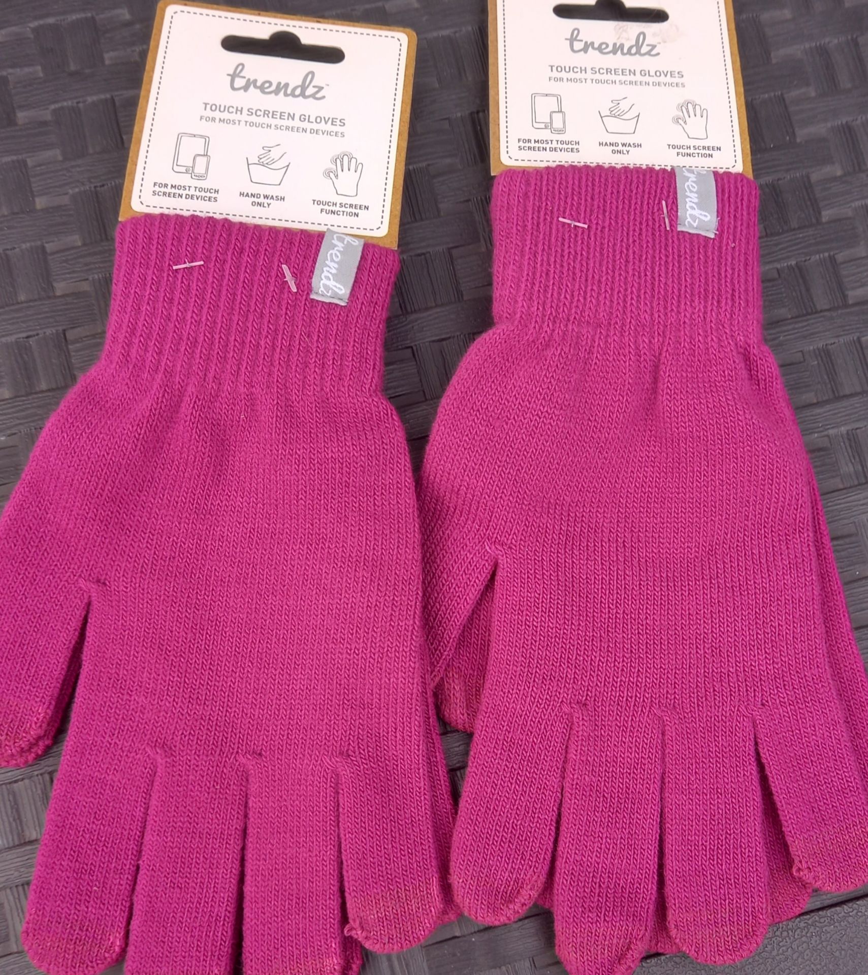 12 Brand New Pairs Pink Magic Touch Screen Gloves