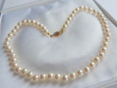 Single Strand 18 inch Pearl Necklace with Gift Pouch