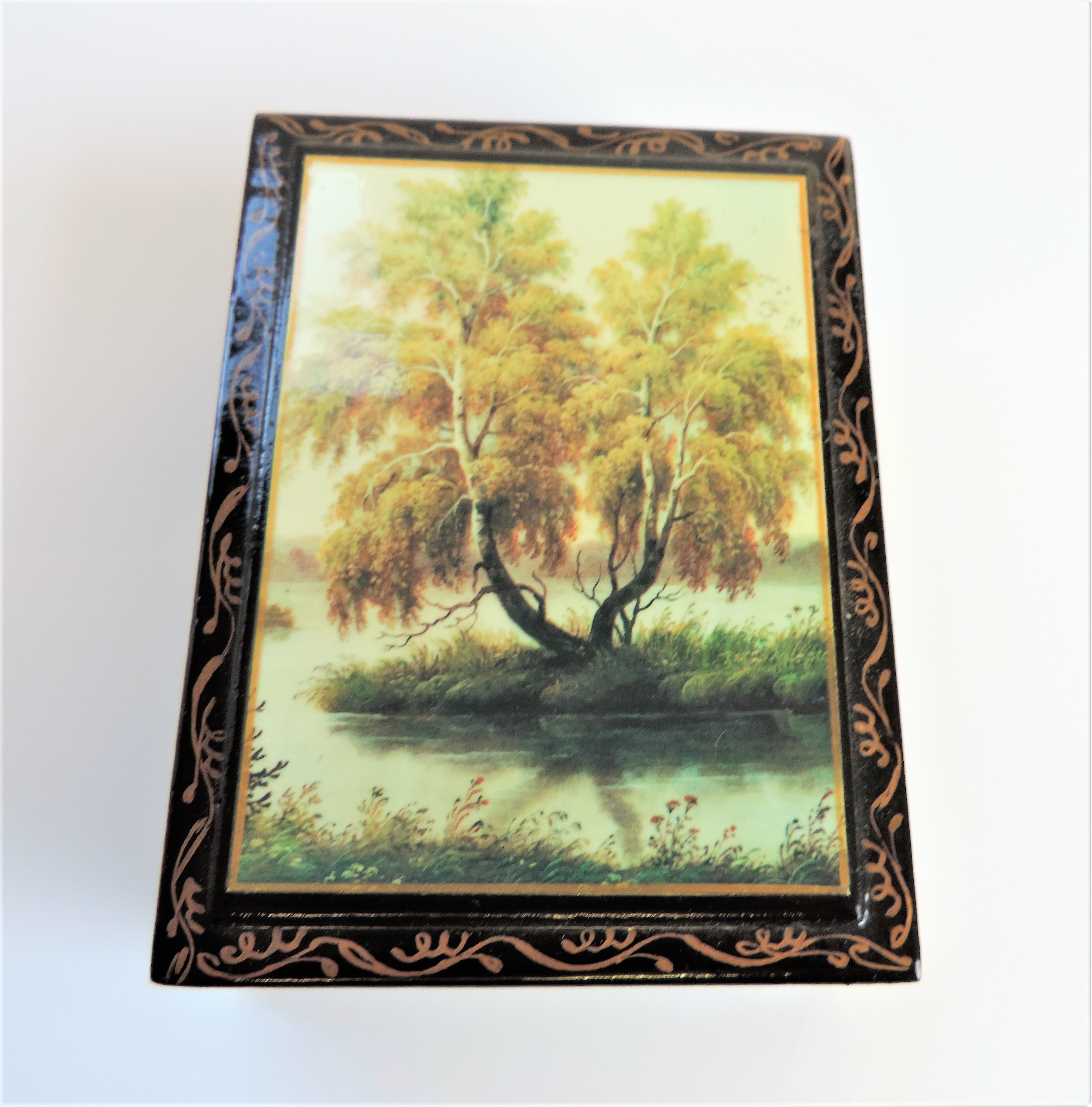 Vintage Russian Hand Painted Lacquer Box Signed by Artist - Image 2 of 5