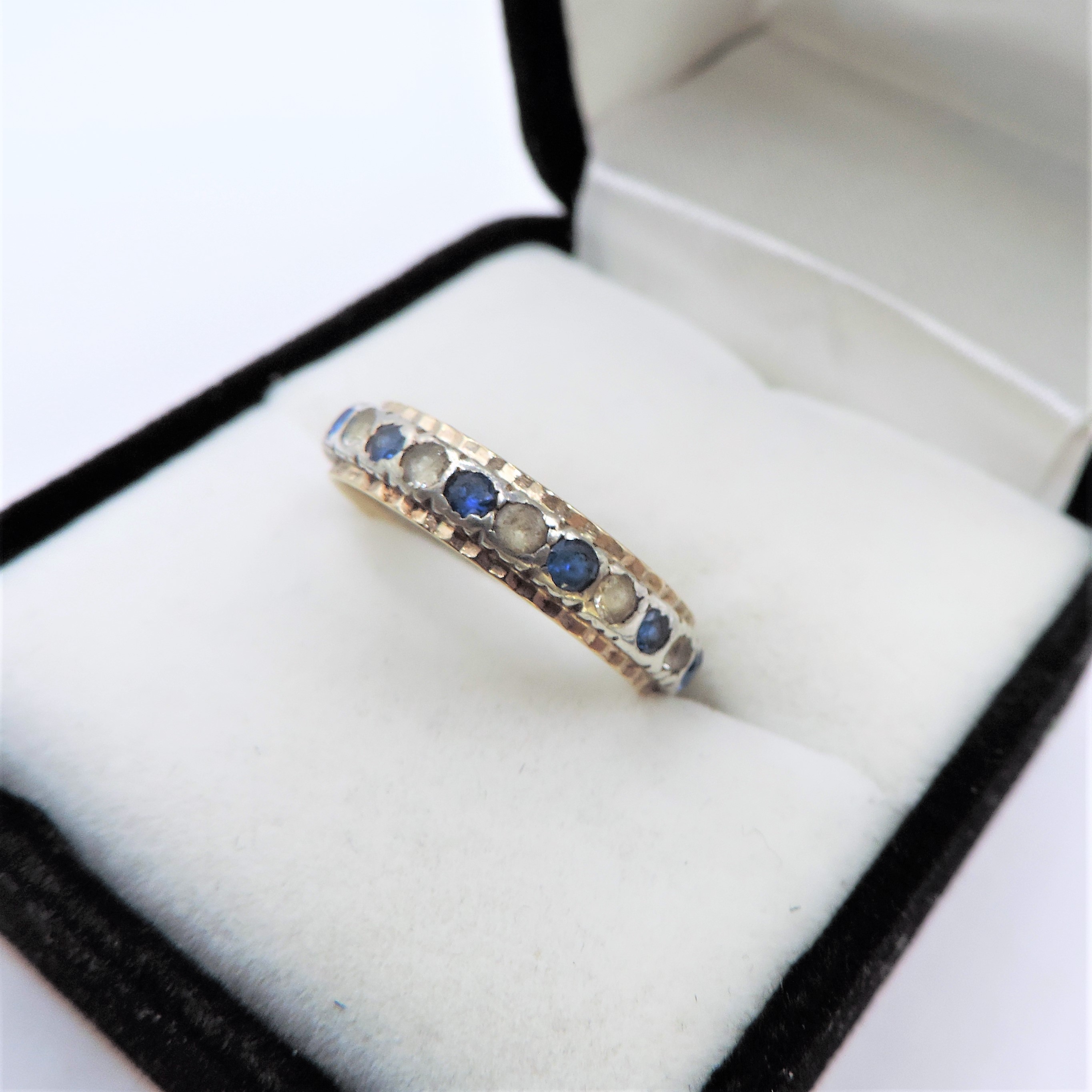 Vintage 9k Gold Gemstone Eternity Ring - Image 4 of 4
