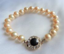 Pearl Bracelet with Gift Pouch