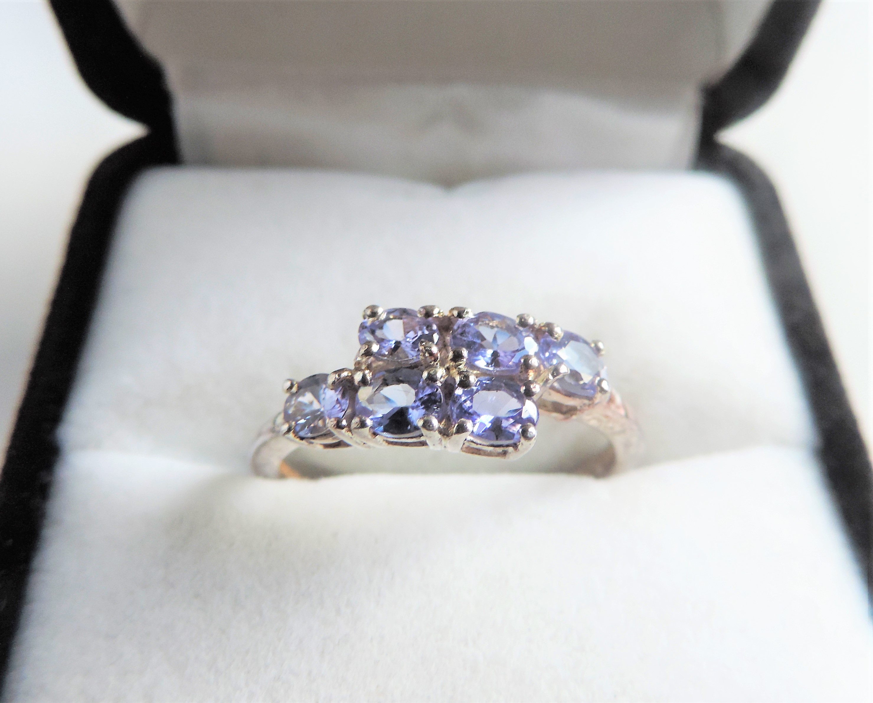 Sterling Silver Tanzanite Gemstone Ring 'NEW' with Gift Pouch - Image 3 of 3