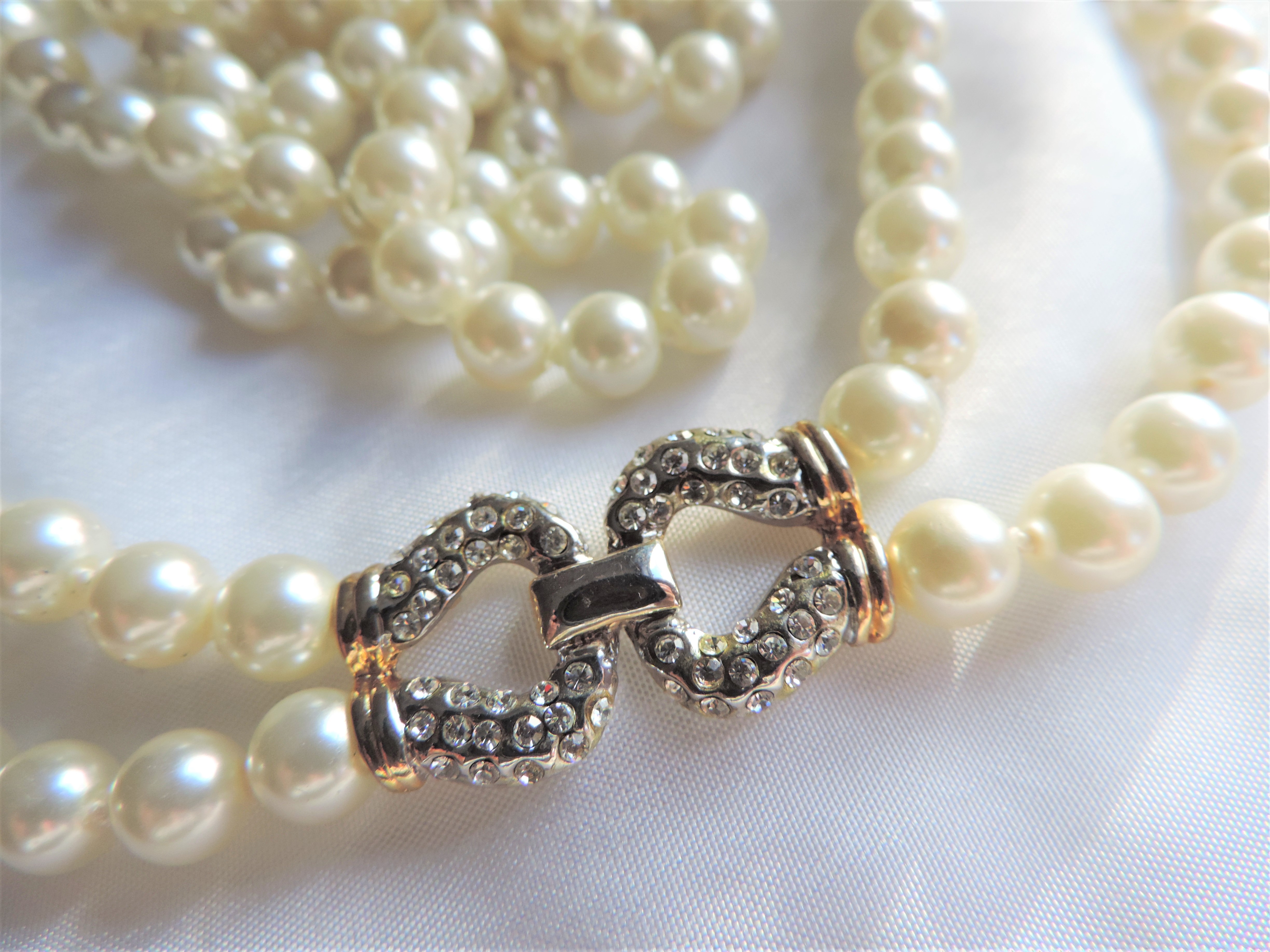 26 Inch Double Strand Pearl Necklace 7mm Size Pearls - Image 3 of 5