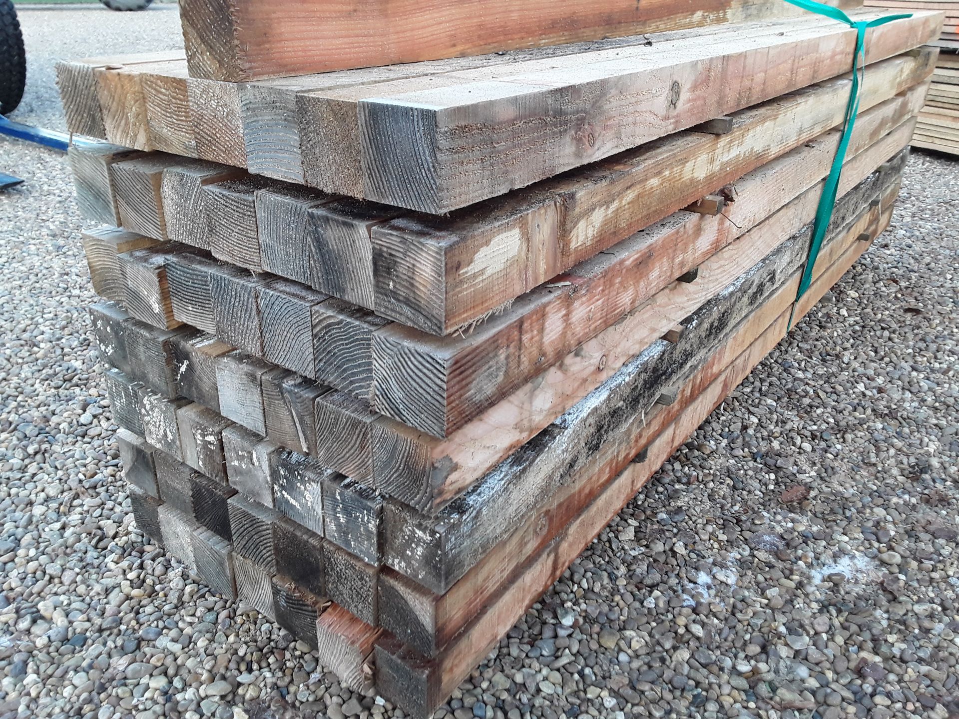50x Softwood Sawn Untreated Larch / Douglas Fir Posts 3" X 3" X 8FT - Image 3 of 6