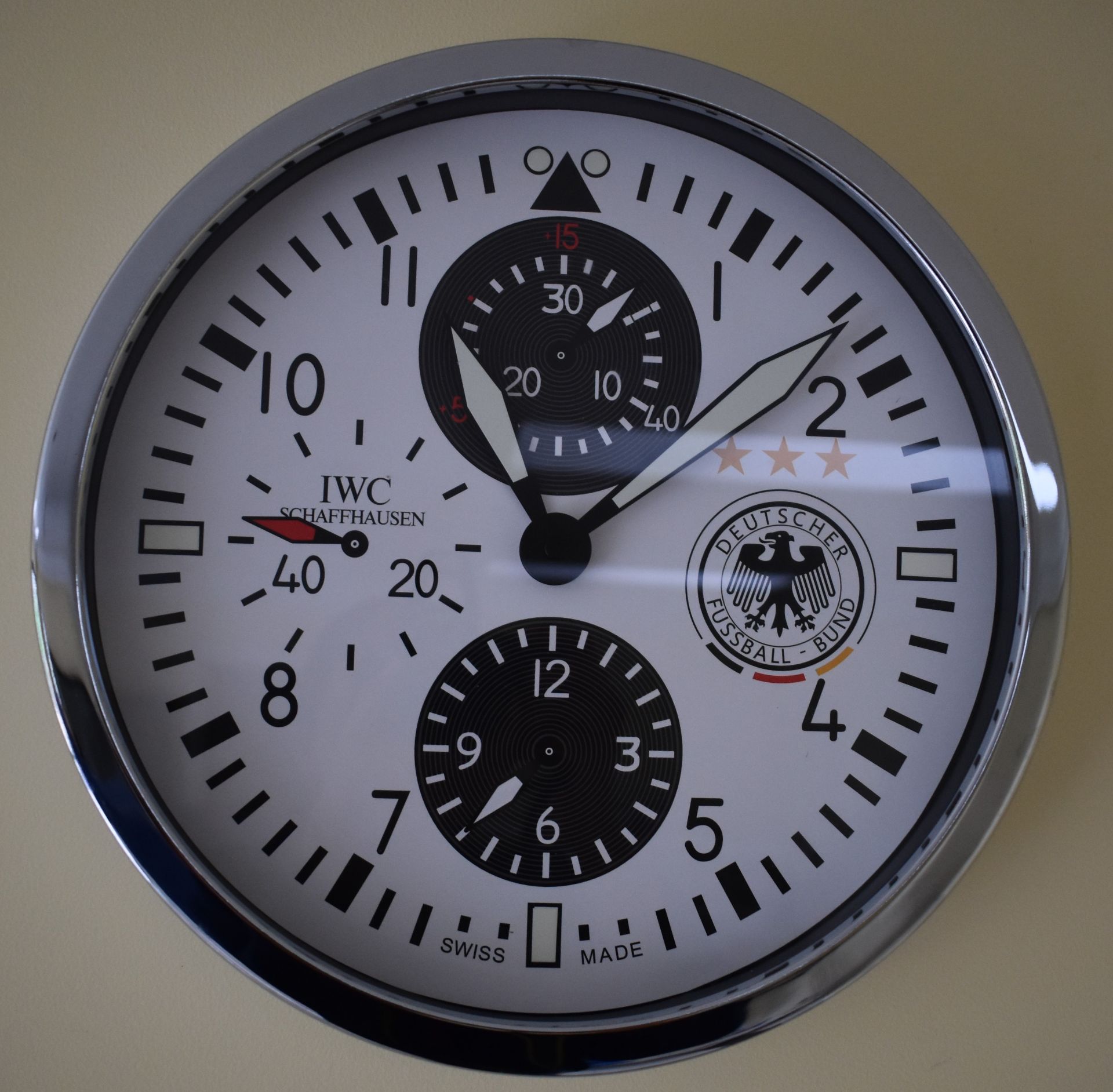 IWC (Deutcher) 30cm Black Body White Dial Clock