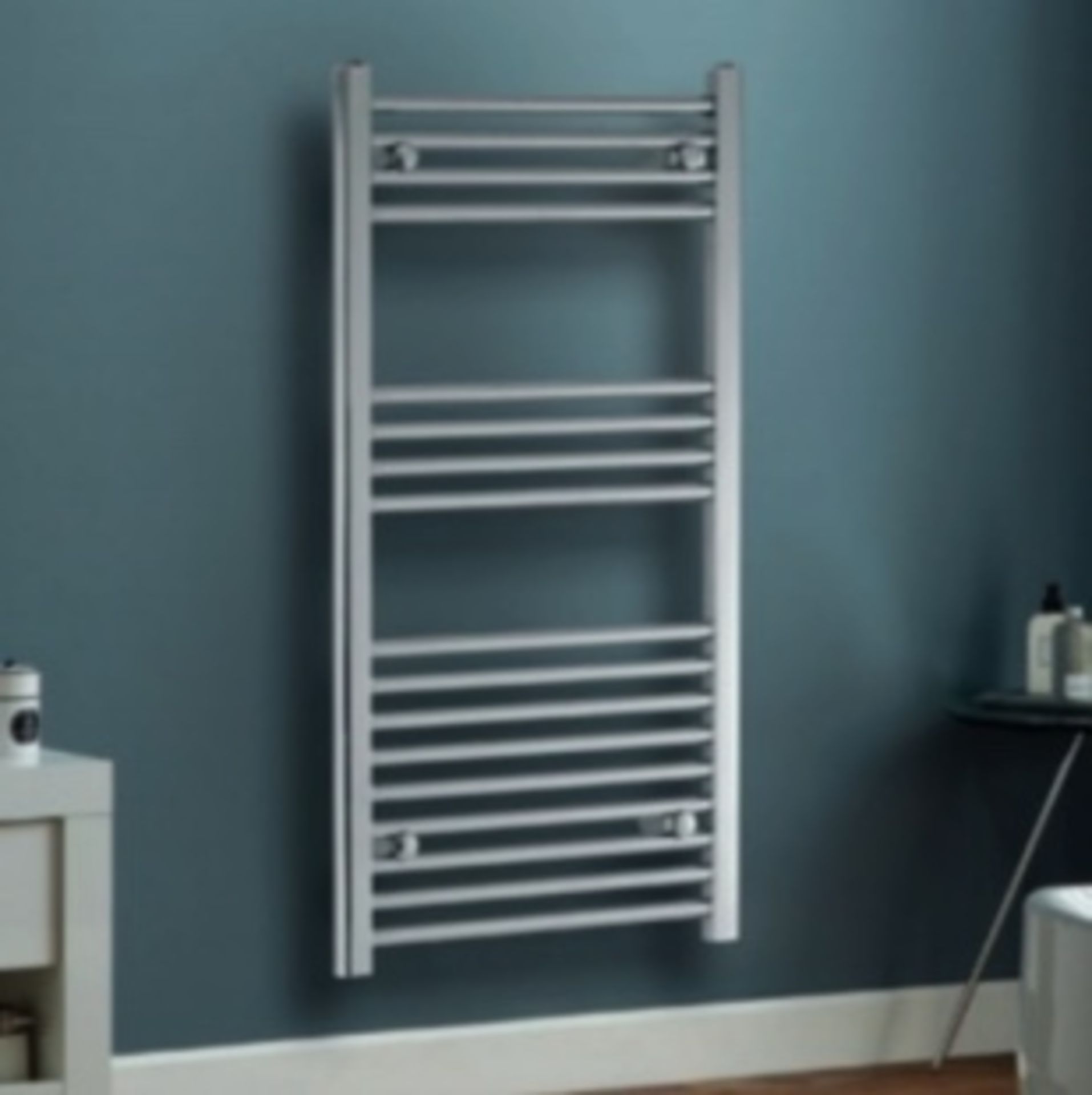 Brand New Boxed Towelrads Independent Chrome Heated Towel Rail 800x400mm RRP £85.98 **NO VAT**