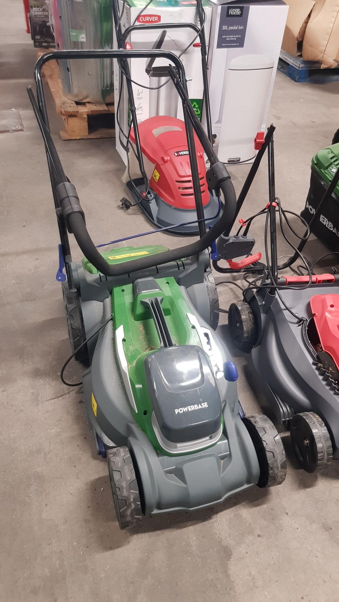 (B3C3D3) Approx 25x Mixed Lawnmower / Garden Items. To Include Powerbase, Ozito, Bosch & Sovereign. - Image 6 of 23