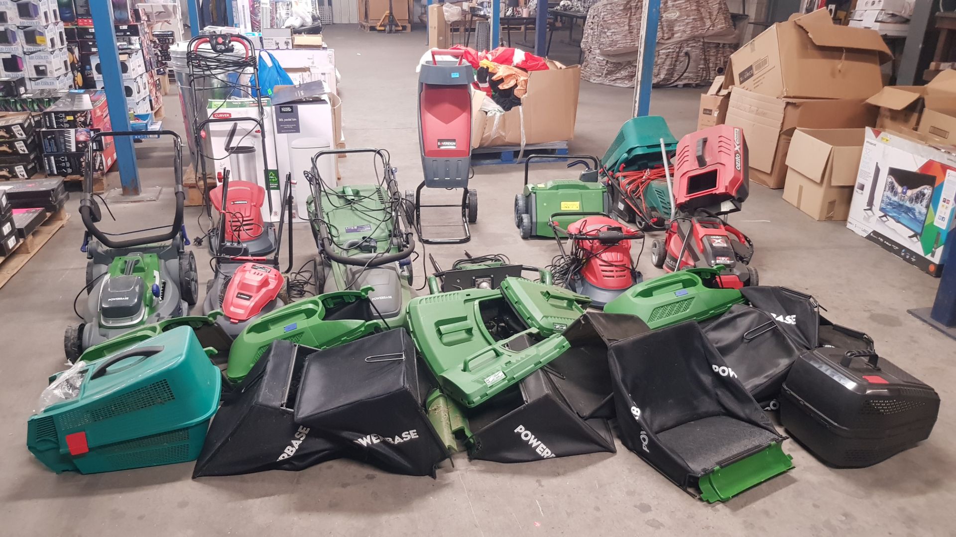 (B3C3D3) Approx 25x Mixed Lawnmower / Garden Items. To Include Powerbase, Ozito, Bosch & Sovereign. - Image 23 of 23