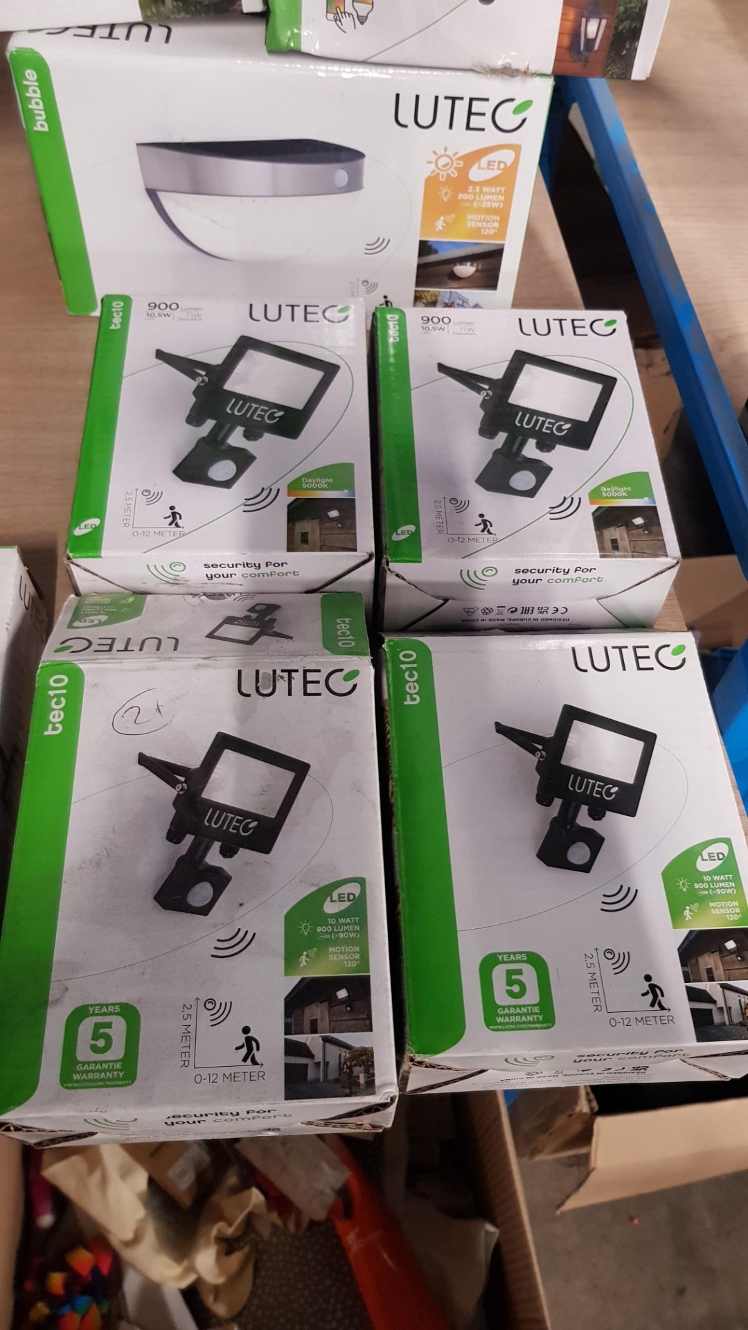 (6G) 13x Mixed Lighting Items. 4x Lutec Tec10 LED Motion Sensor. 2x Lutec Corniche. 1x Lutec Bubble - Image 3 of 8