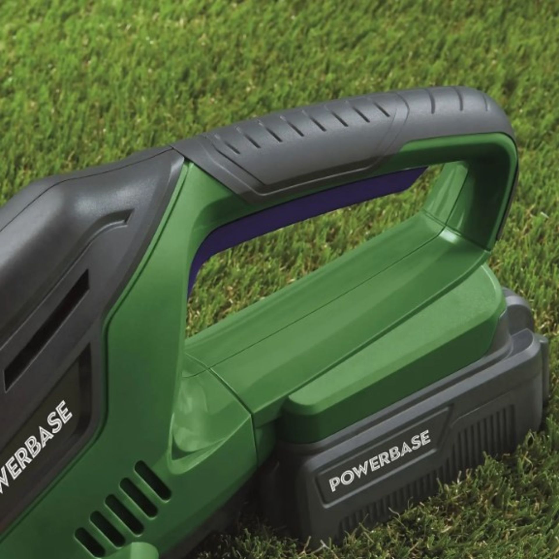 (1E). Lot RRP £114. 2x Powerbase Items. 1x 51cm 20V Cordless Hedge Trimmer RRP £69 (With Battery & - Image 2 of 6