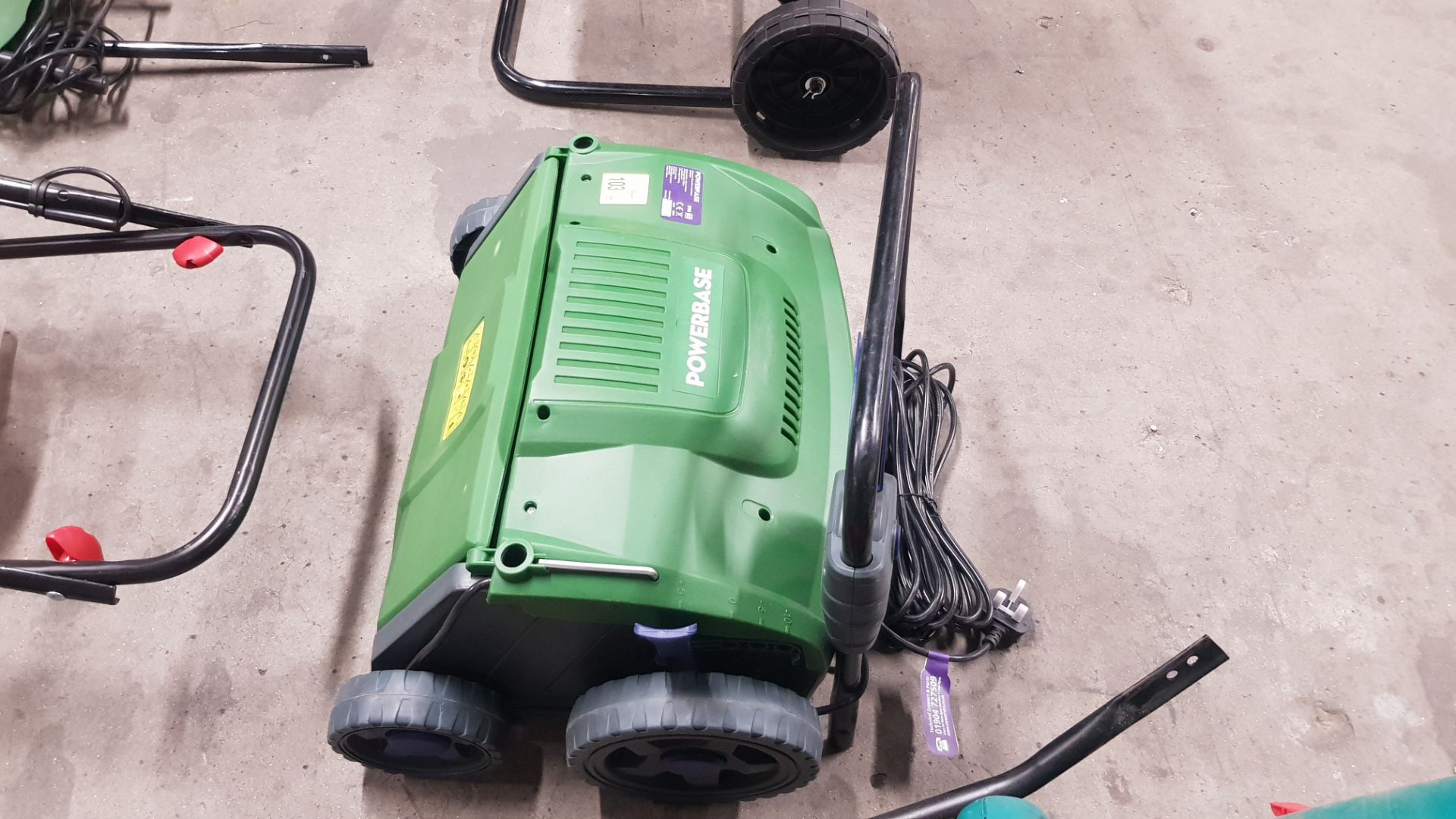 (B3C3D3) Approx 25x Mixed Lawnmower / Garden Items. To Include Powerbase, Ozito, Bosch & Sovereign. - Image 13 of 23