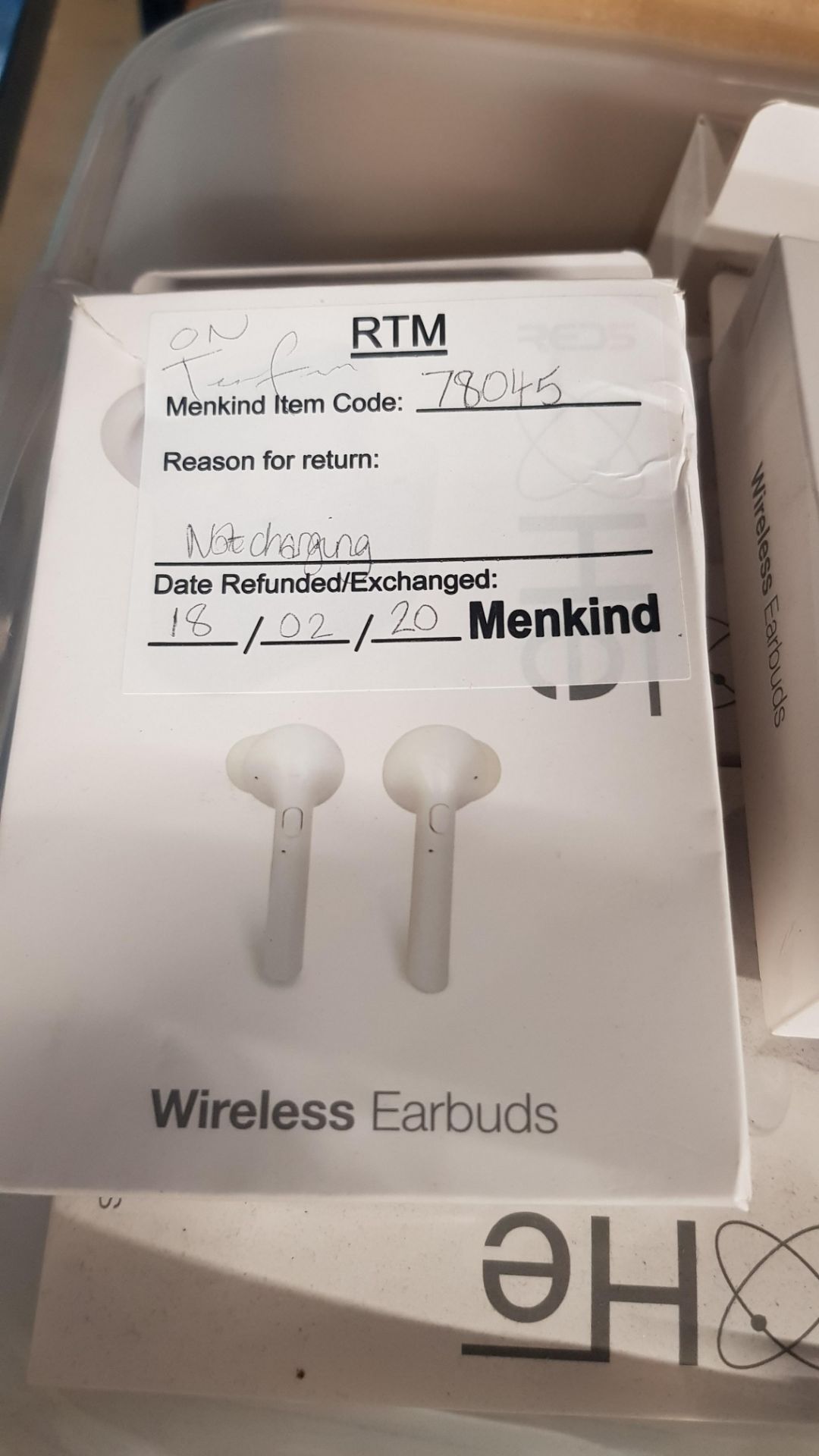 (10B) Lot RRP £520. Approx 40x Red5 Wireless Earbuds White. (All Units Have Return To Manufacturer - Image 4 of 5