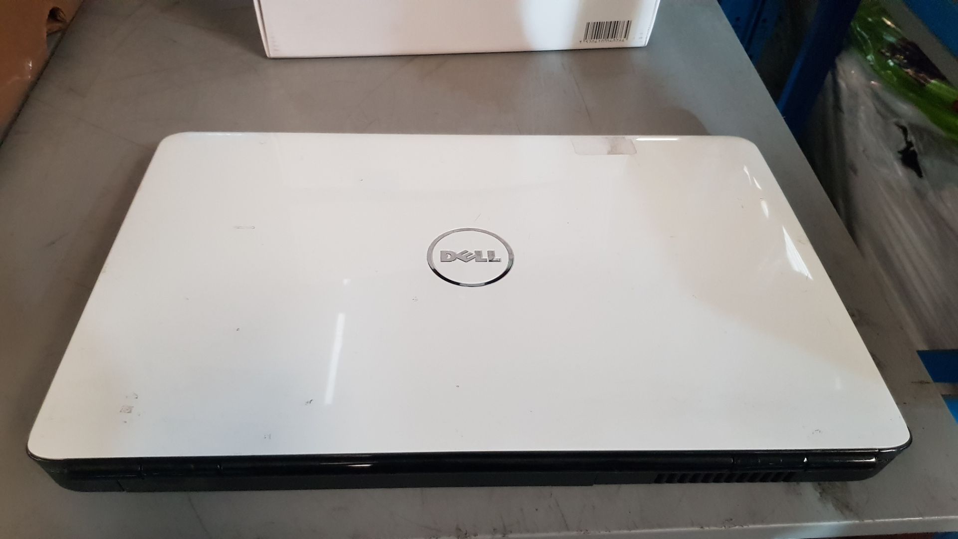 (1A) 2x Laptops. 1x Dell Inspiron 1546 White. 1x HP Mini Beats Audio Metallic Blue (Has Security Ca - Image 3 of 15