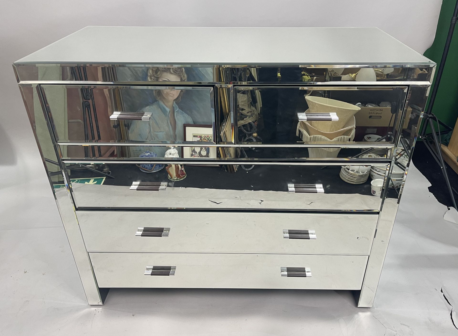 Mirrored Chest of Drawers