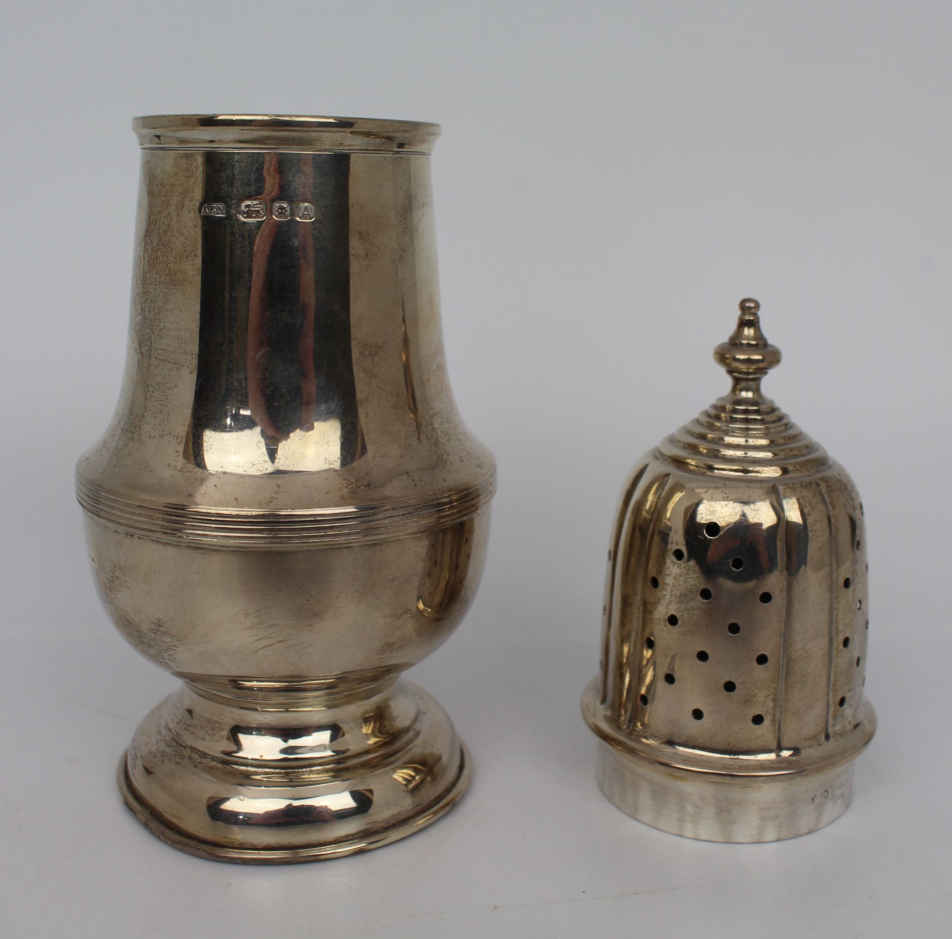 Solid Silver Sugar Caster London 1936 - Image 5 of 5