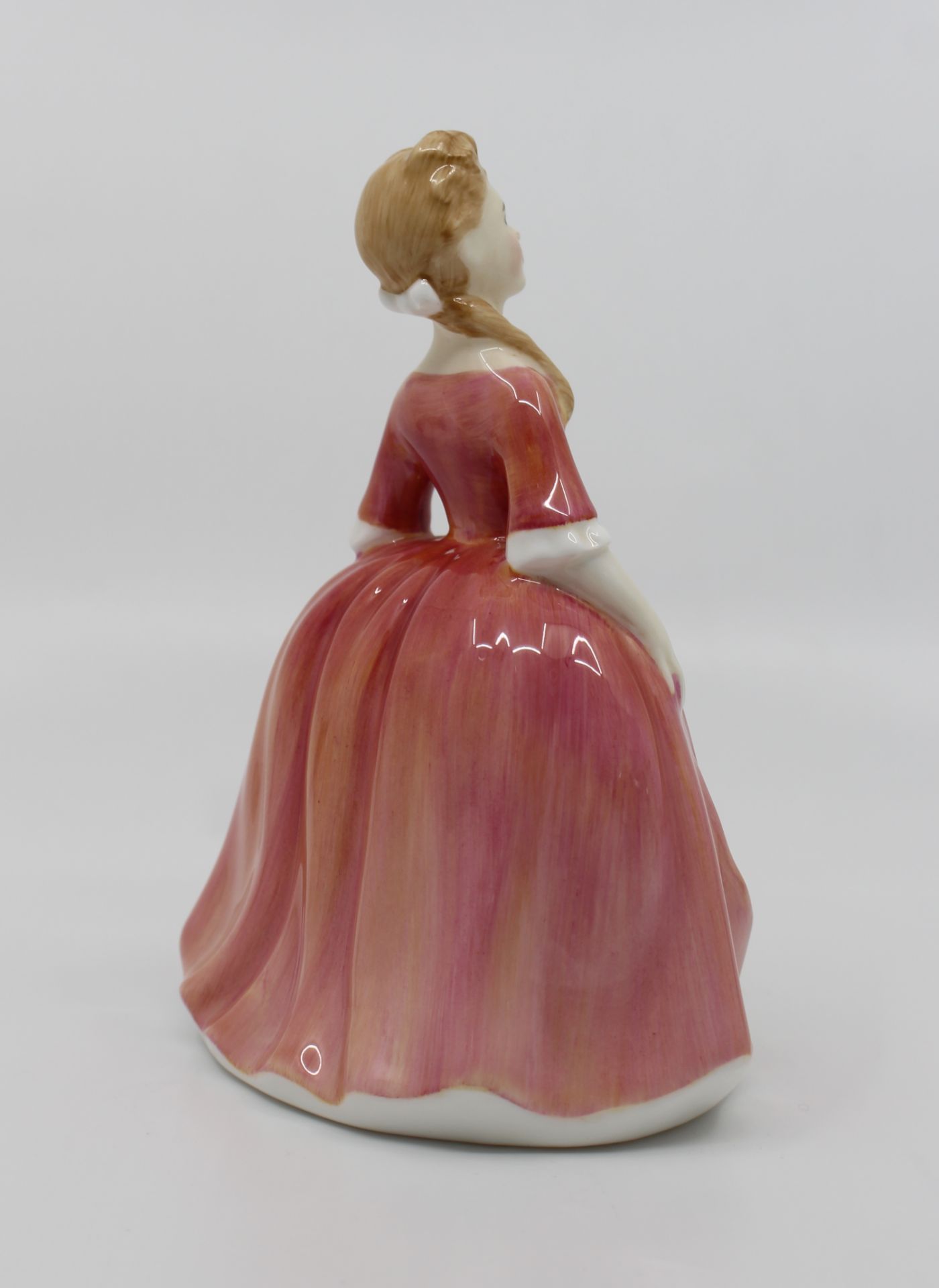 Collection of 6 Royal Doulton Figurines - Image 8 of 13