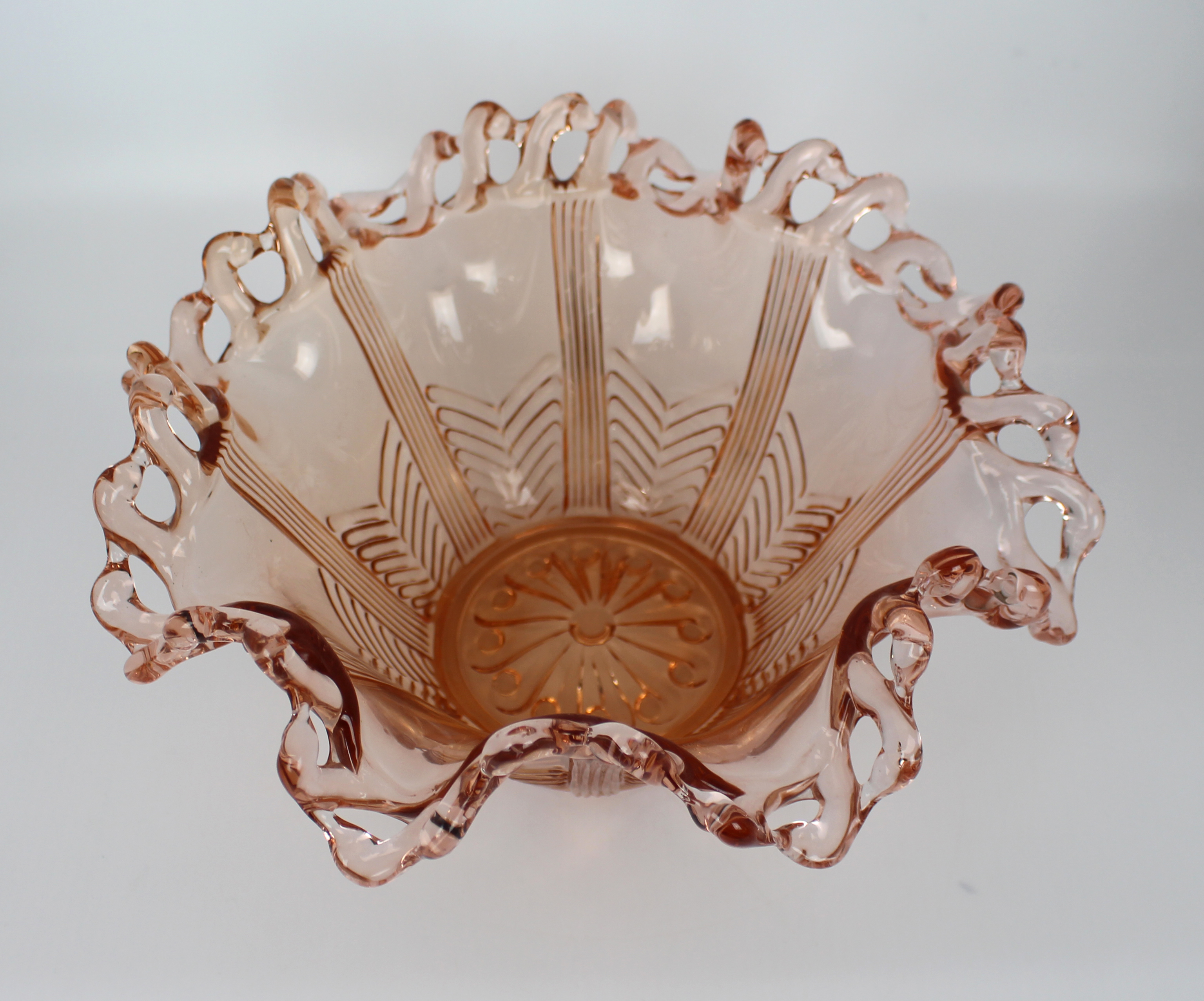 Vintage Brev Italian Pink Glass Pierced Rim Ruffled Bowl - Image 2 of 3