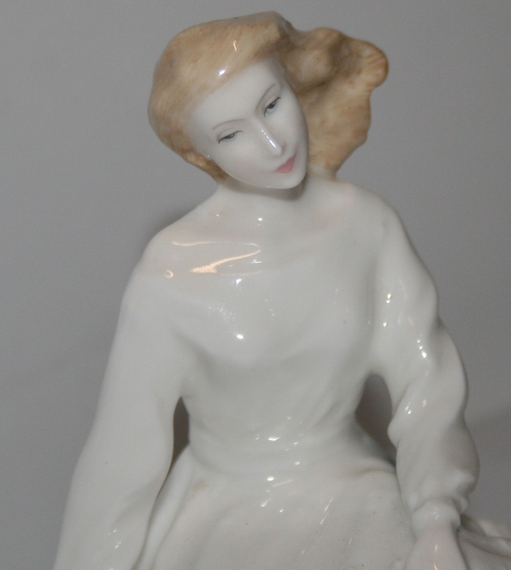 Collection of 6 Royal Doulton Figurines - Image 3 of 13