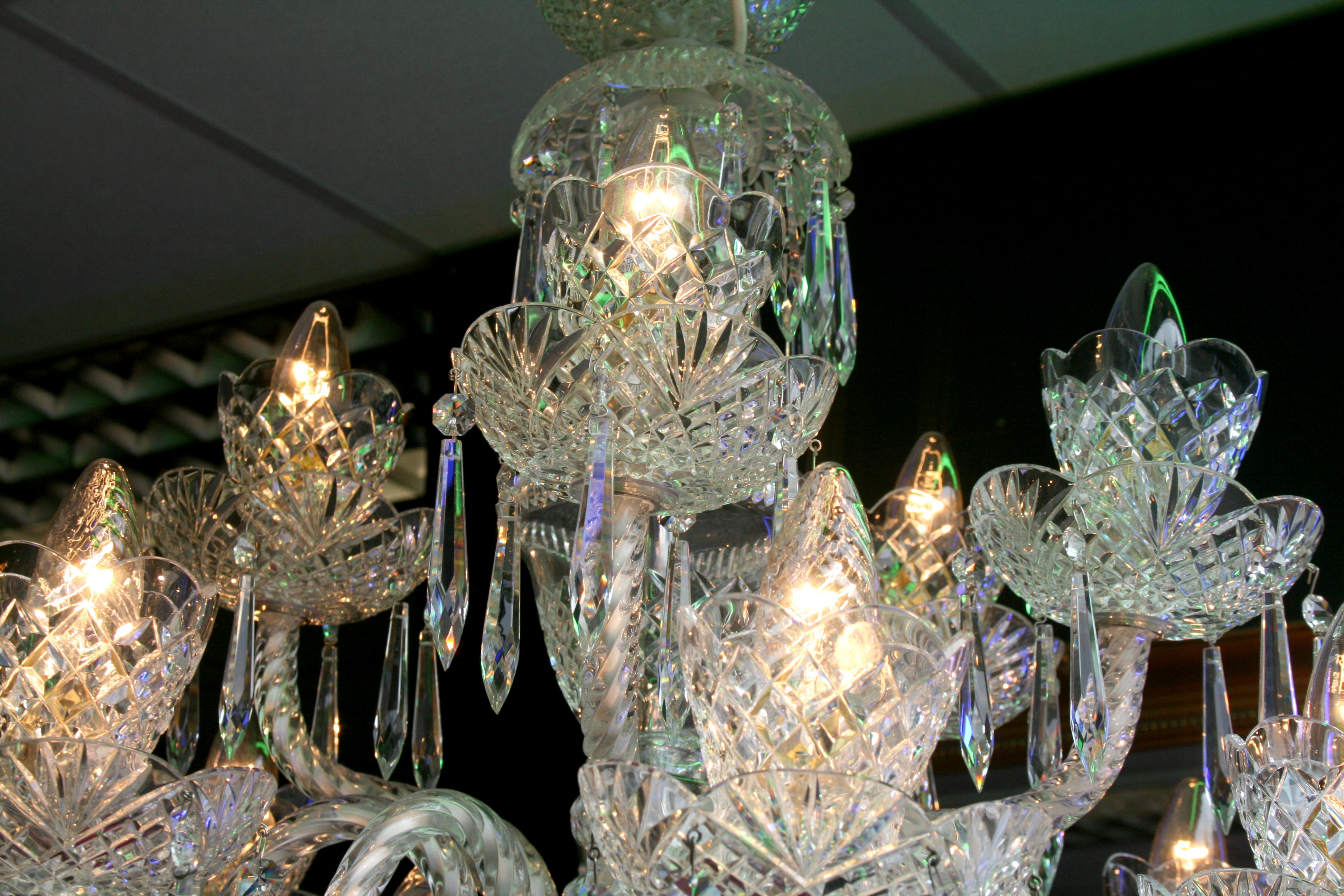 Cut Glass 12 Arm Waterford Crystal Chandelier - Image 7 of 14