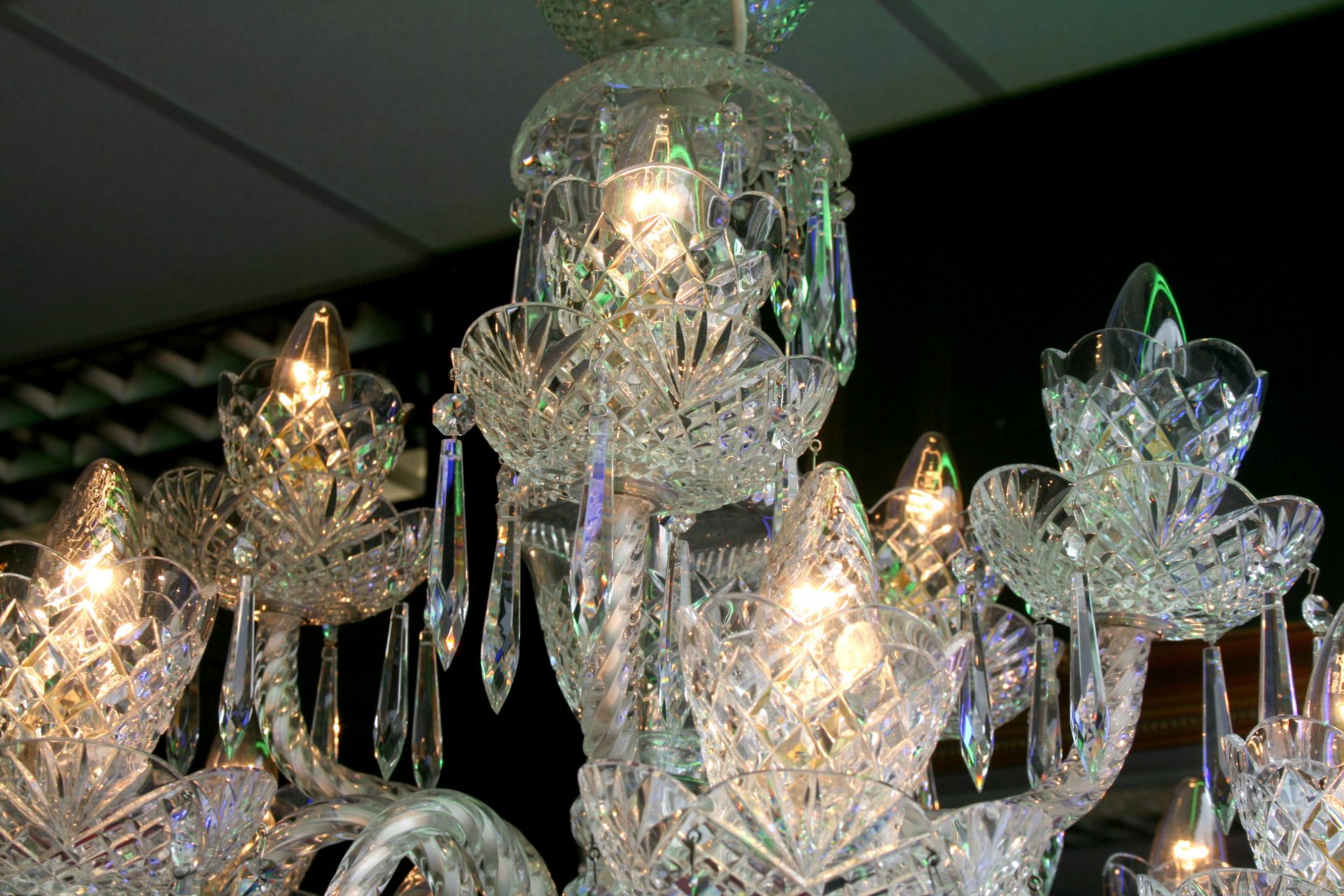 Cut Glass 12 Arm Waterford Crystal Chandelier - Image 7 of 14