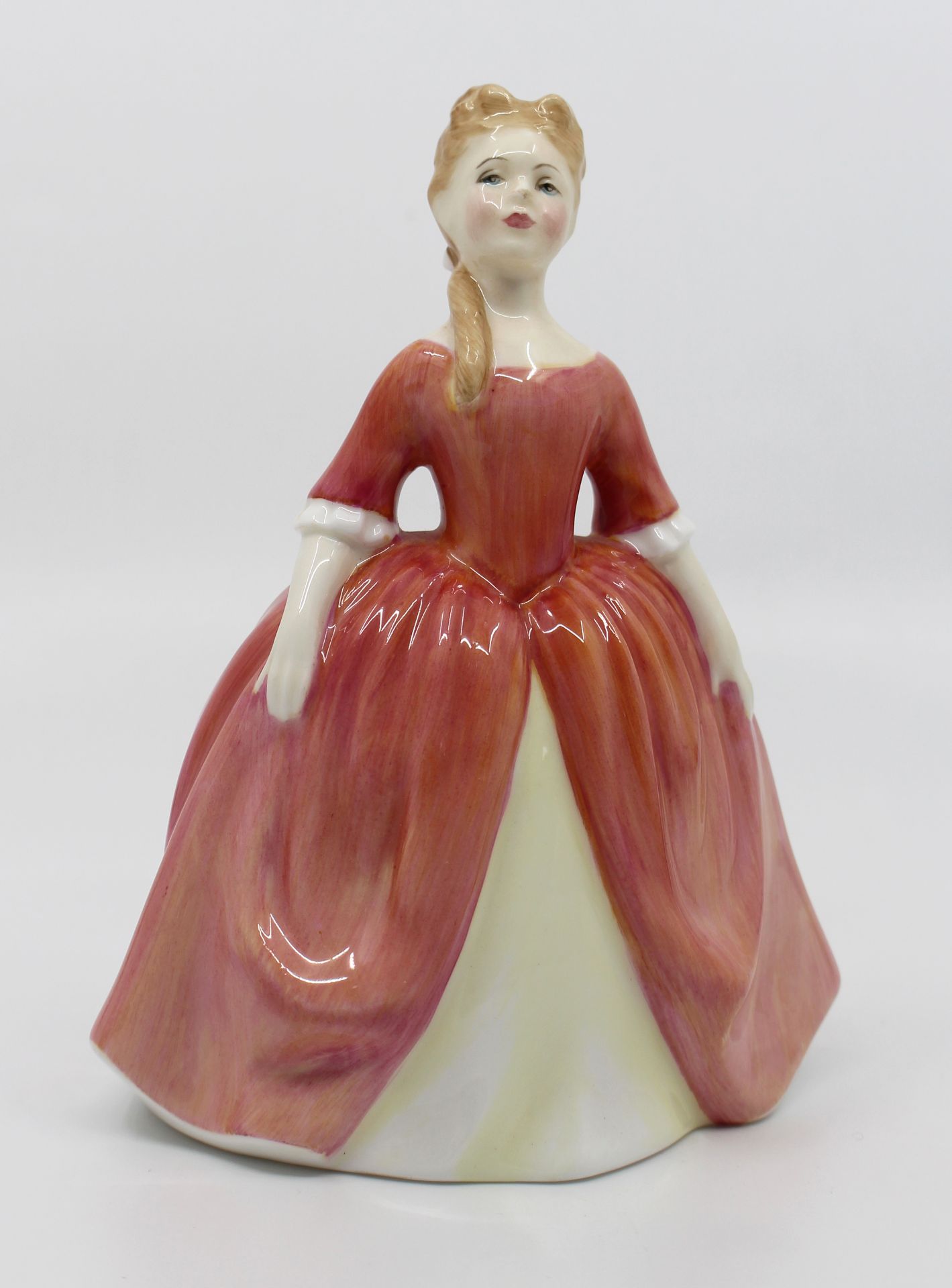 Collection of 6 Royal Doulton Figurines - Image 7 of 13