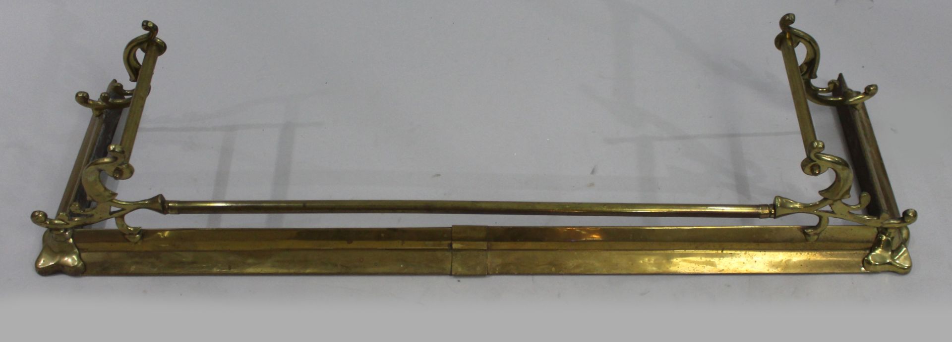 Victorian Brass Fire Fender - Image 2 of 4