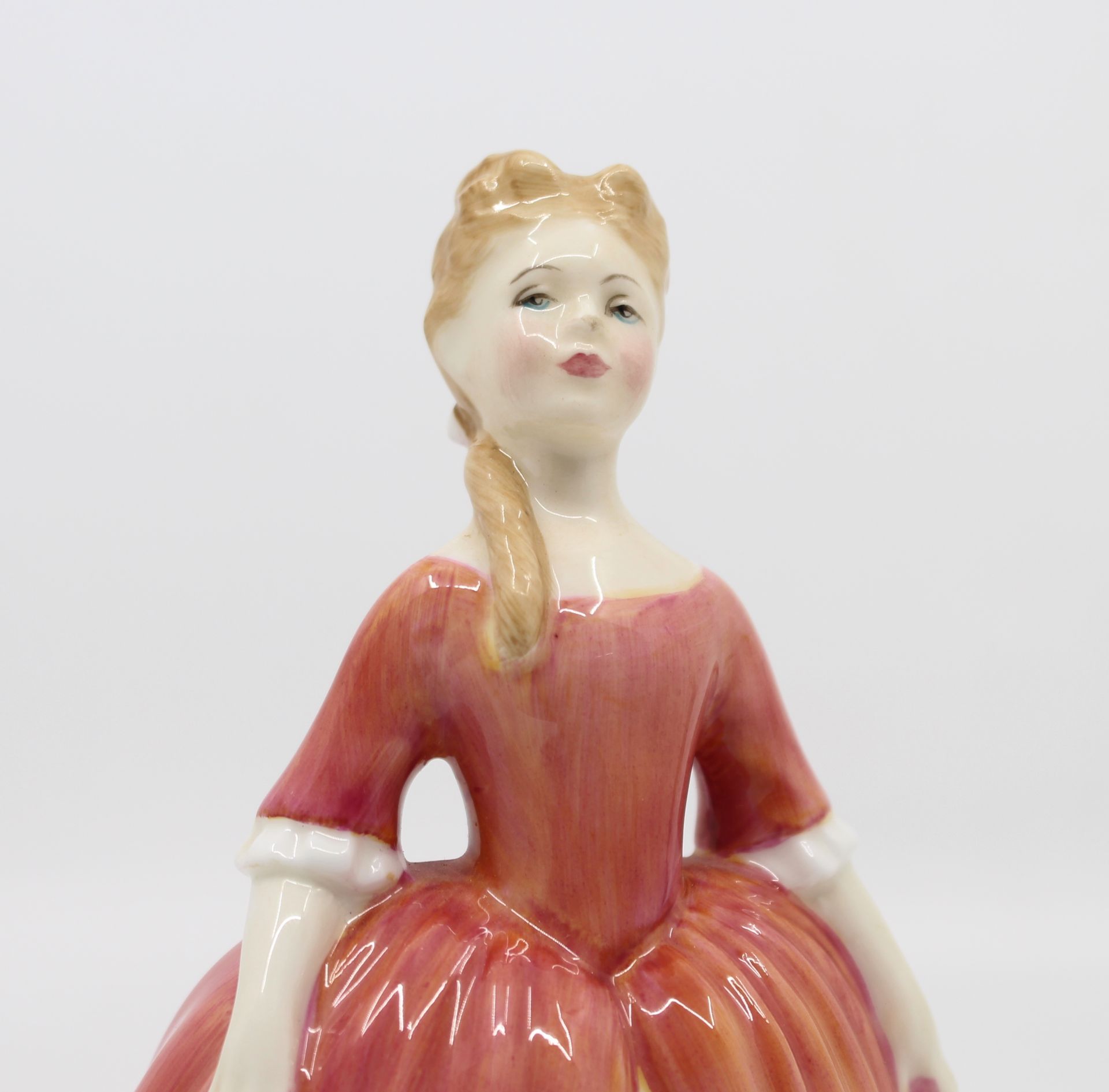 Collection of 6 Royal Doulton Figurines - Image 10 of 13