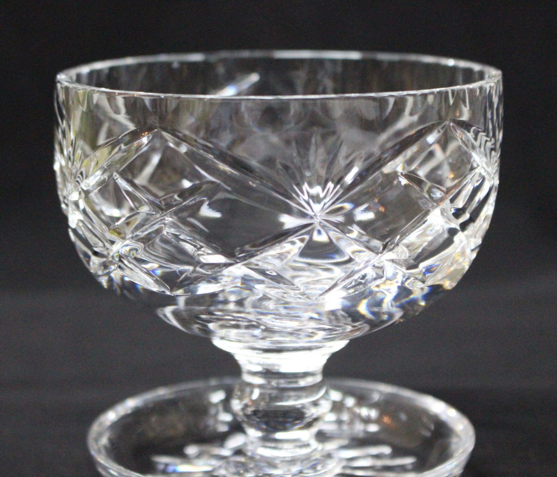 Set of 6 Vintage Cut Glass Crystal Sundae Dishes - Image 3 of 6