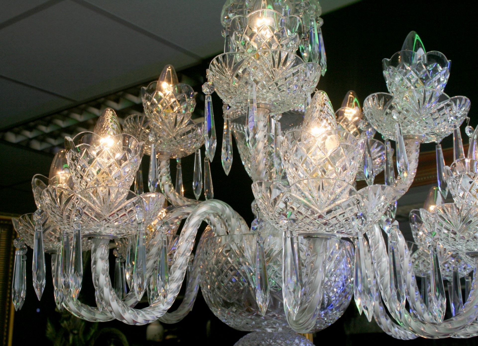 Cut Glass 12 Arm Waterford Crystal Chandelier - Image 8 of 14