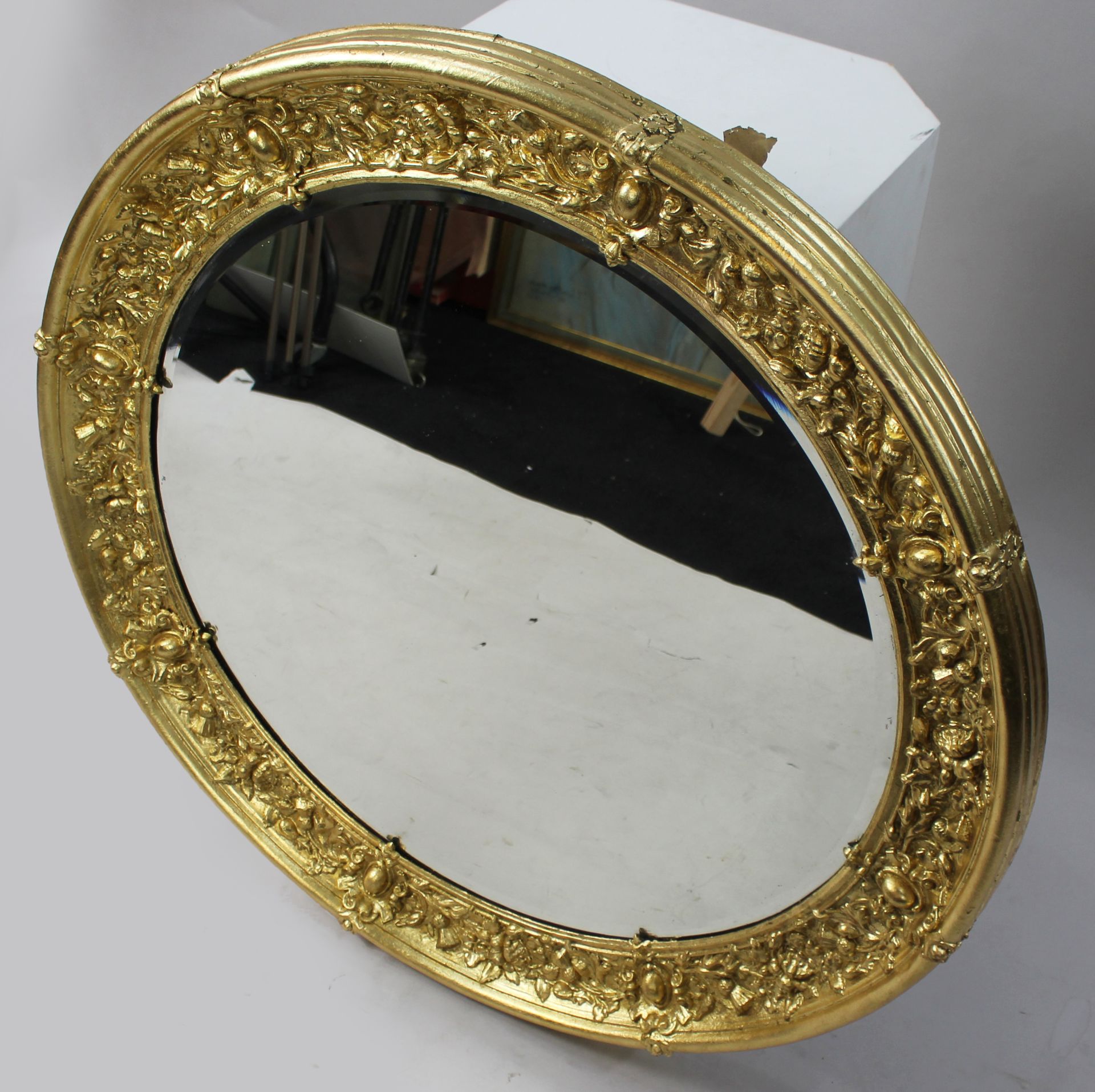 French 19th c. Gilt 3ft Circular Mirror - Image 2 of 3