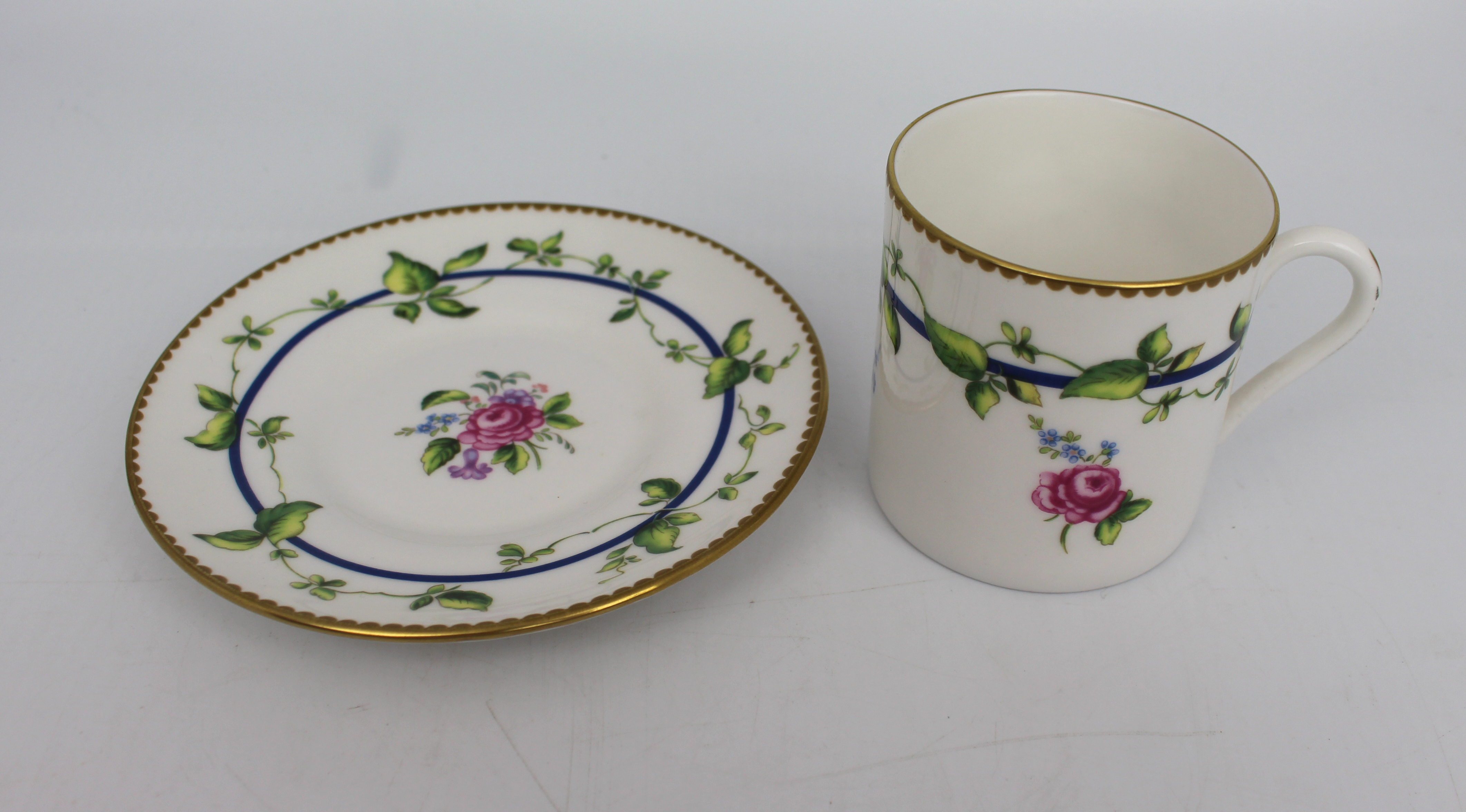 Set of 6 Royal Worcester Coffee Cans & Saucers - Image 3 of 4