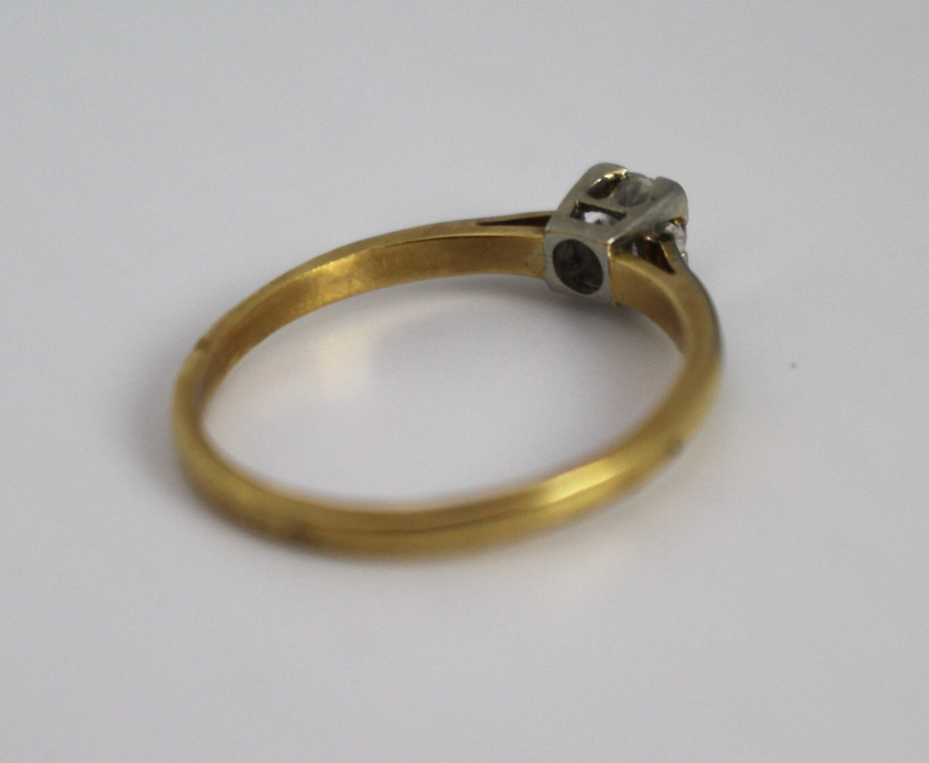 Diamond Solitaire Ring 0.21 Carat - Image 5 of 6