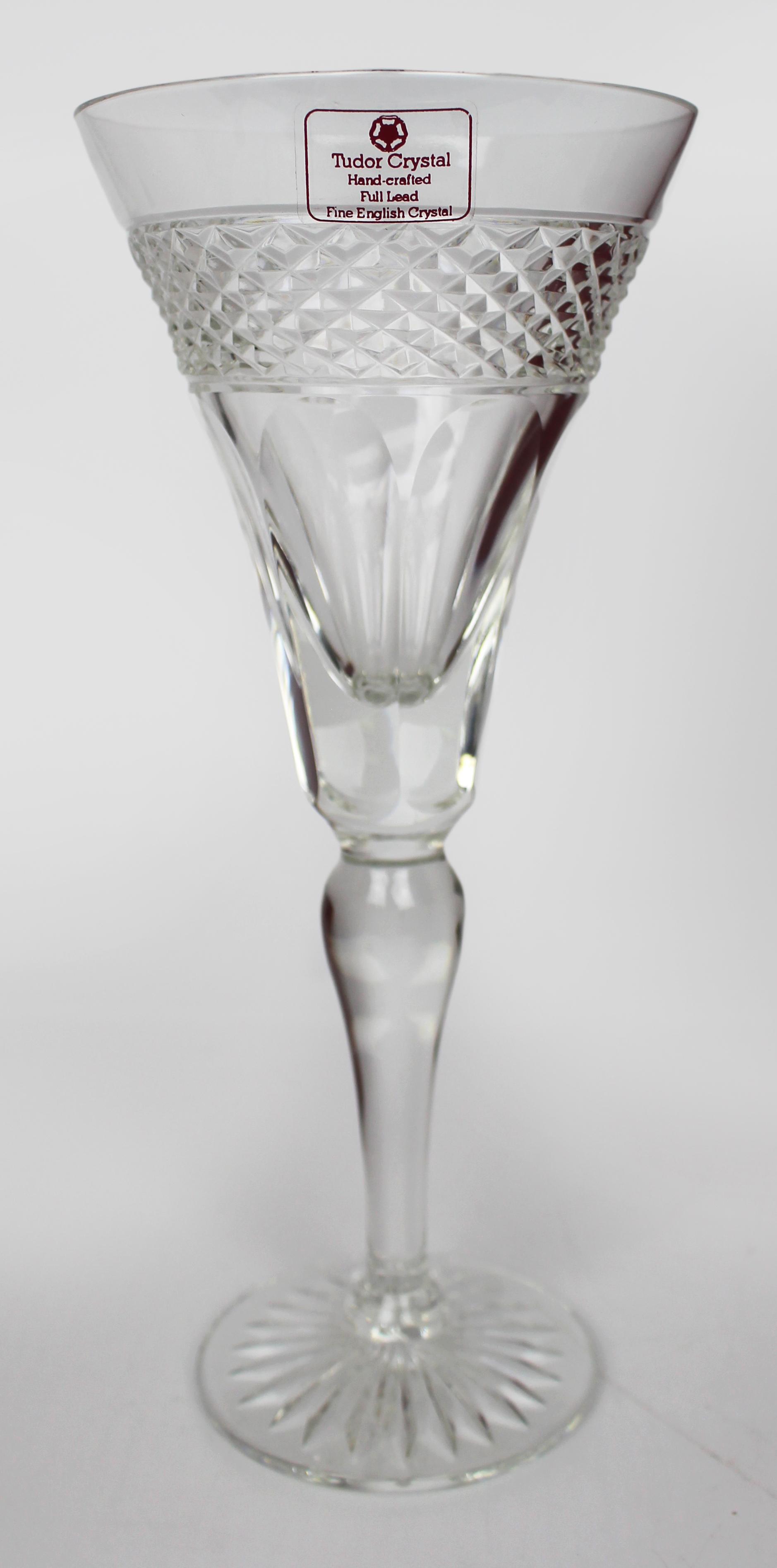 Set of 12 Tudor Crystal Castile Pattern Wine Glasses - Image 6 of 7