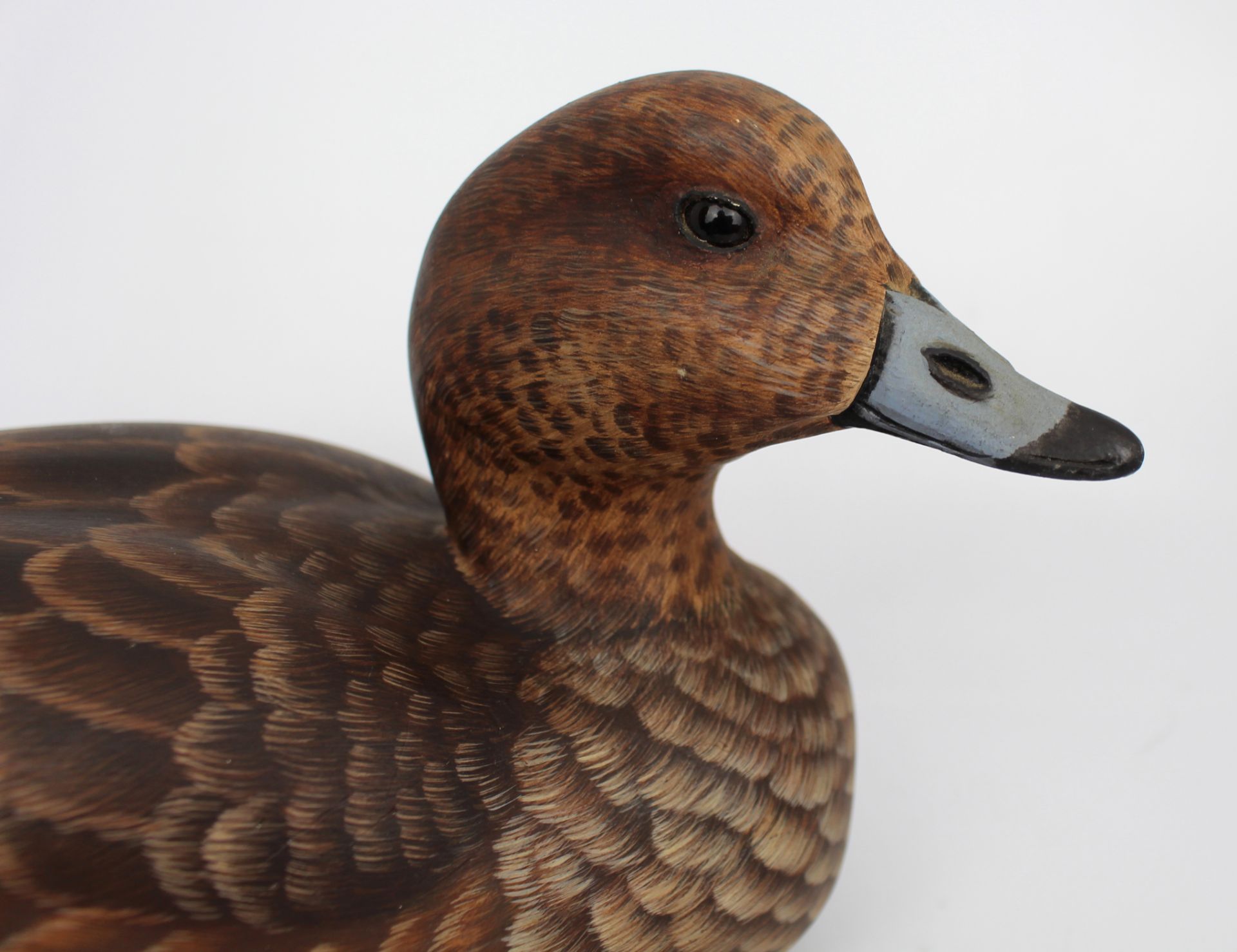 Fine Hand Carved & Painted Duck by Mike Wood - Image 2 of 5