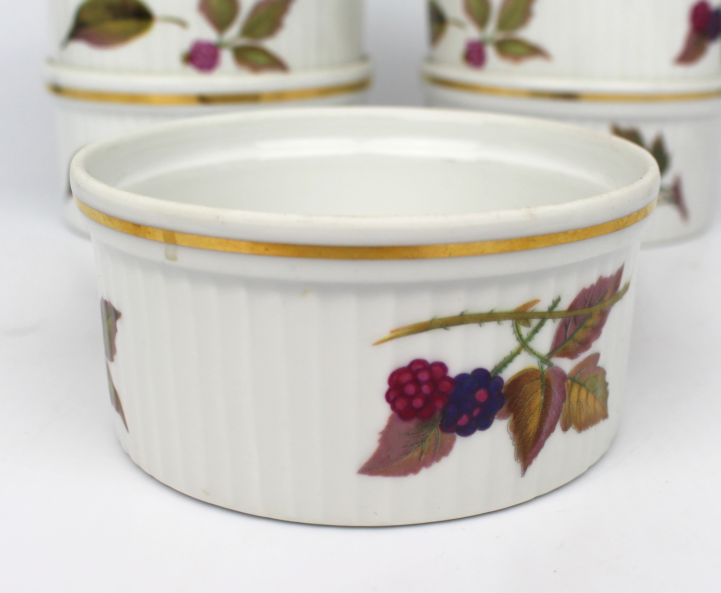 Collection of Royal Worcester Evesham Gold - Image 9 of 12