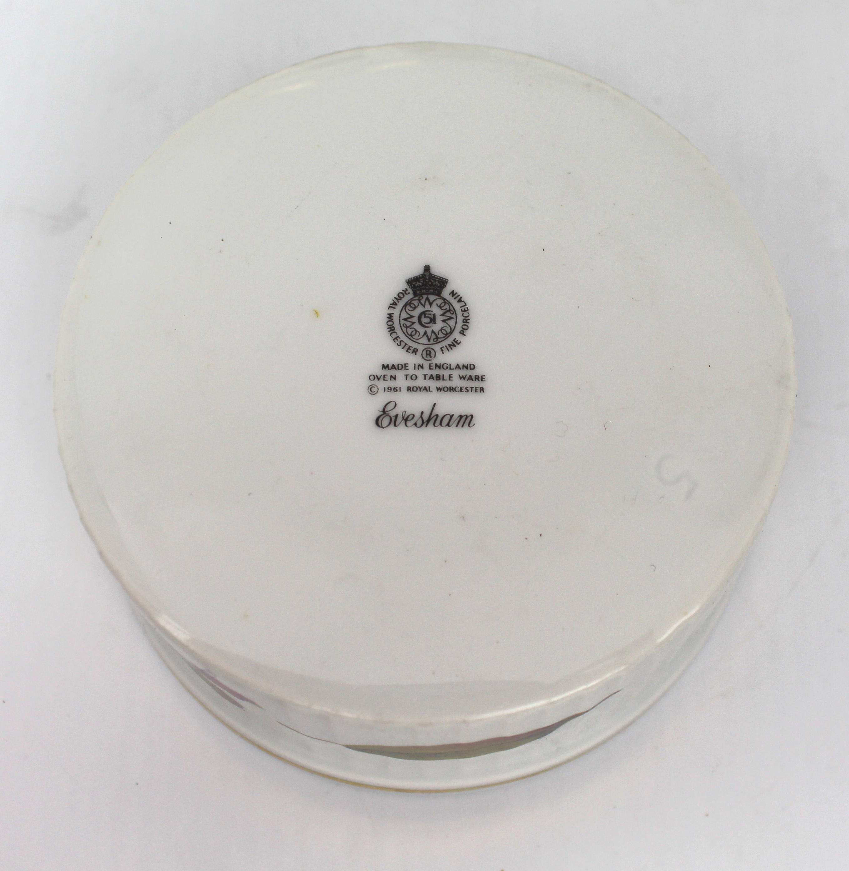 Collection of Royal Worcester Evesham Gold - Image 10 of 12
