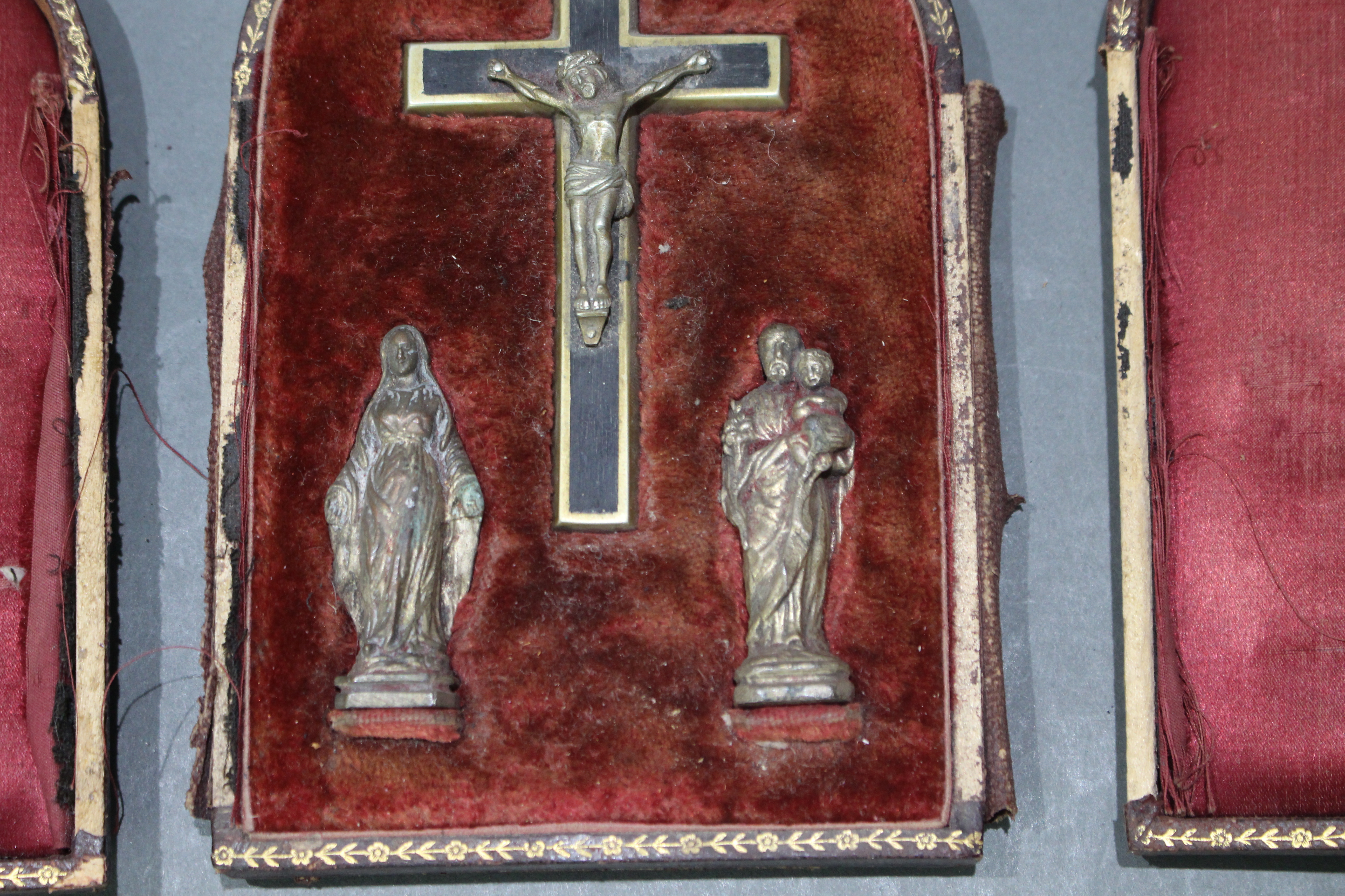 Antique Cased Crucifix Set - Image 3 of 12