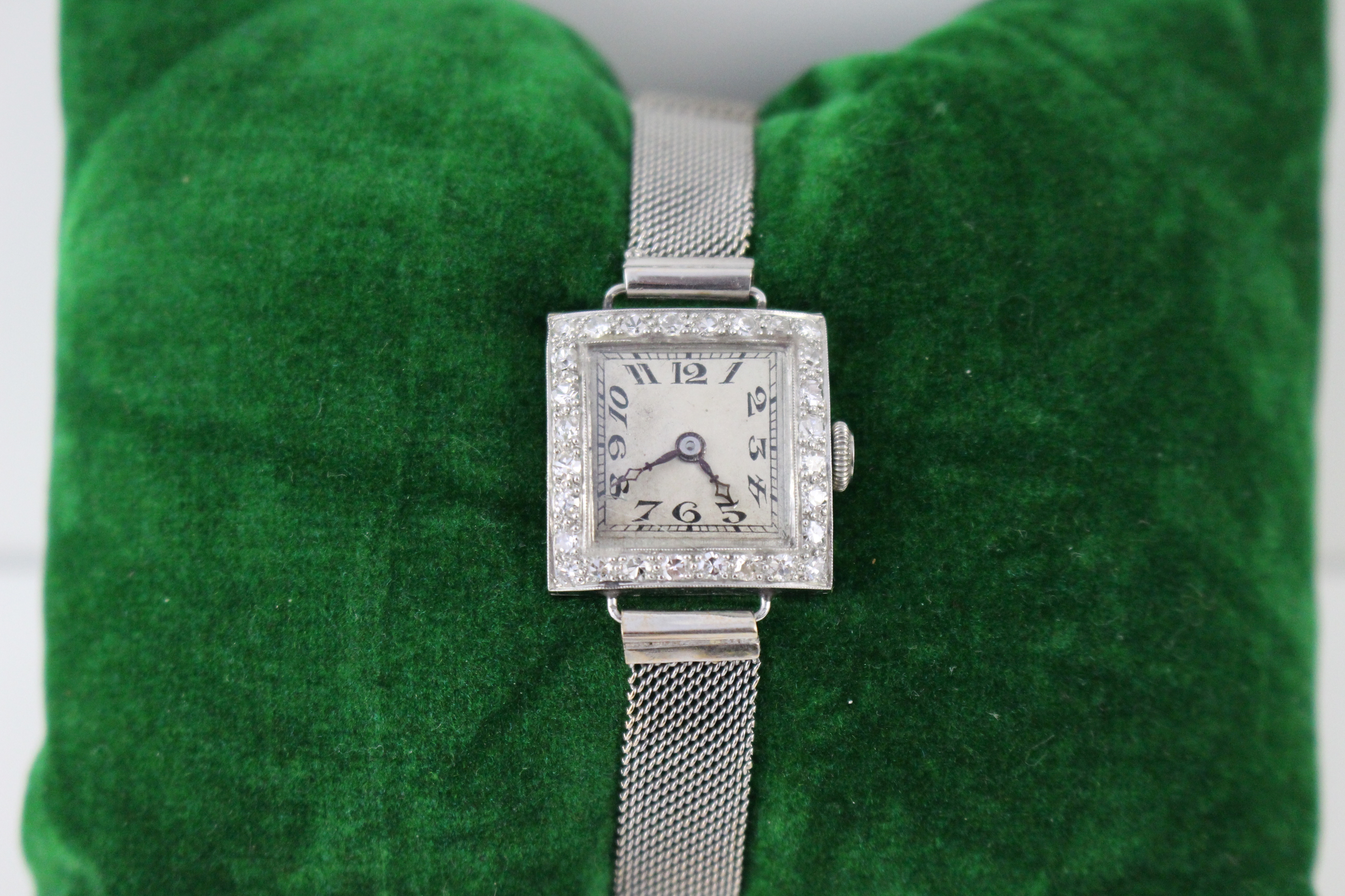 Art Deco Diamond Set Platinum & Gold Ladies Wristwatch - Image 2 of 15