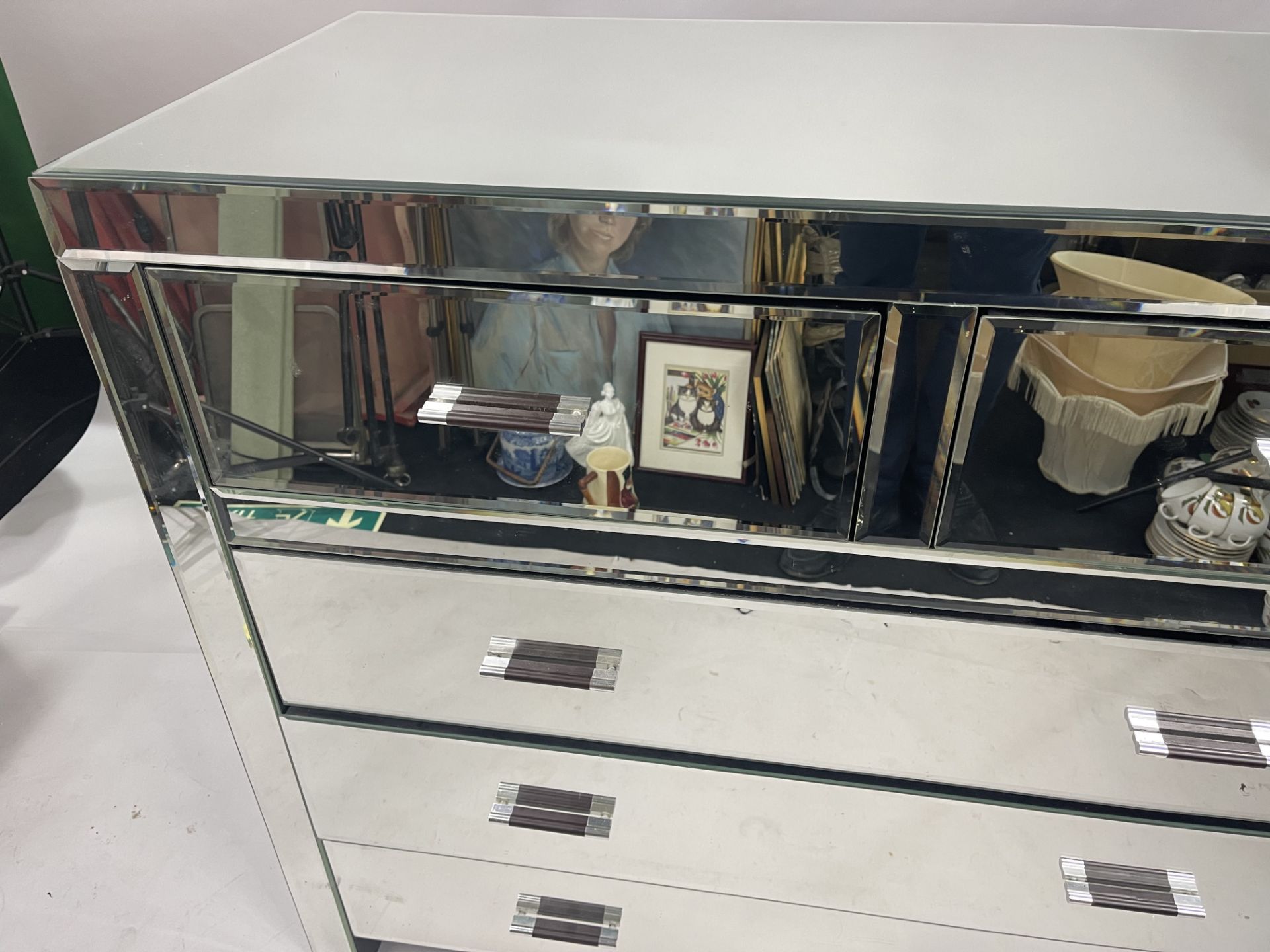 Mirrored Chest of Drawers - Image 4 of 8