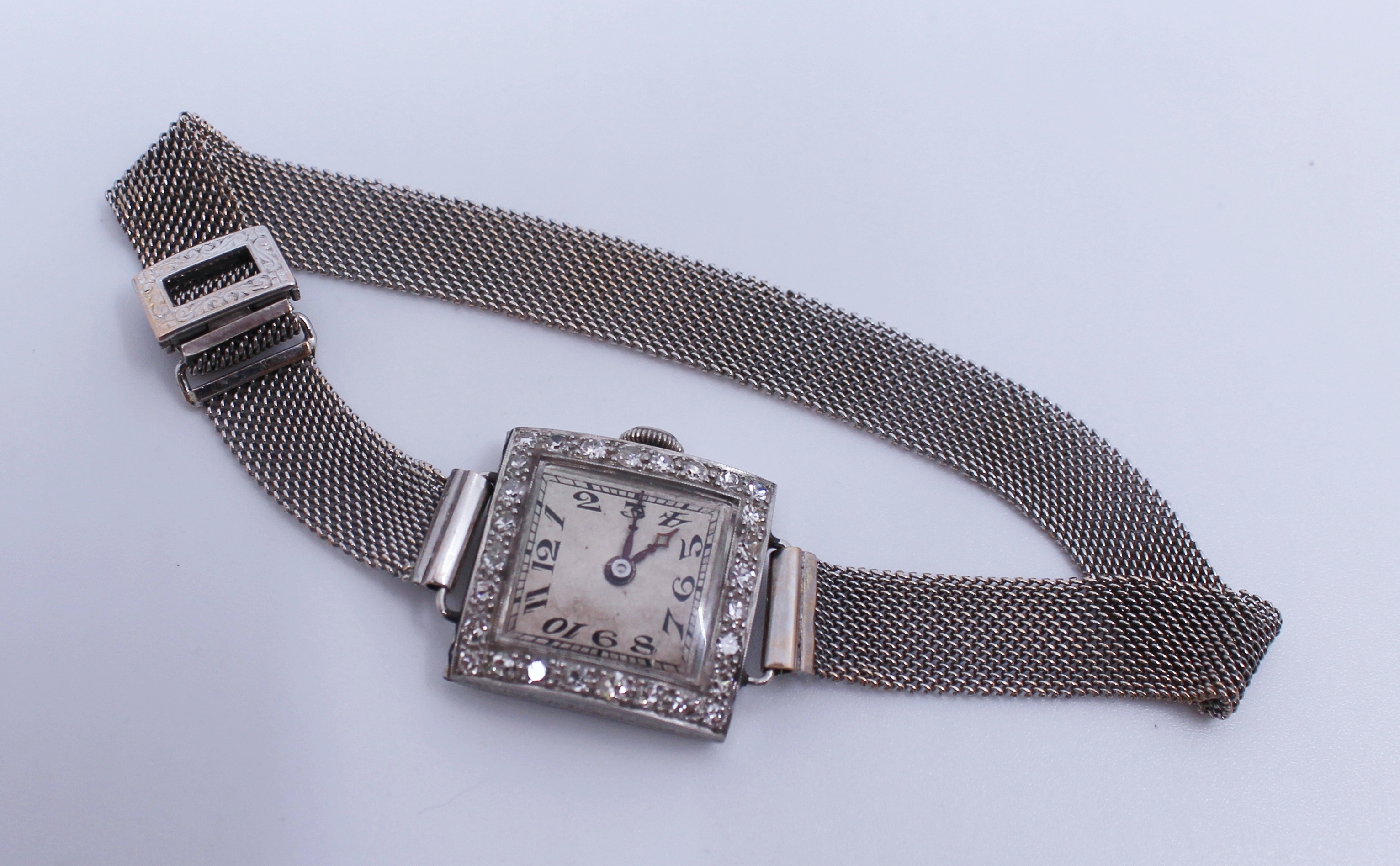 Art Deco Diamond Set Platinum & Gold Ladies Wristwatch - Image 5 of 15