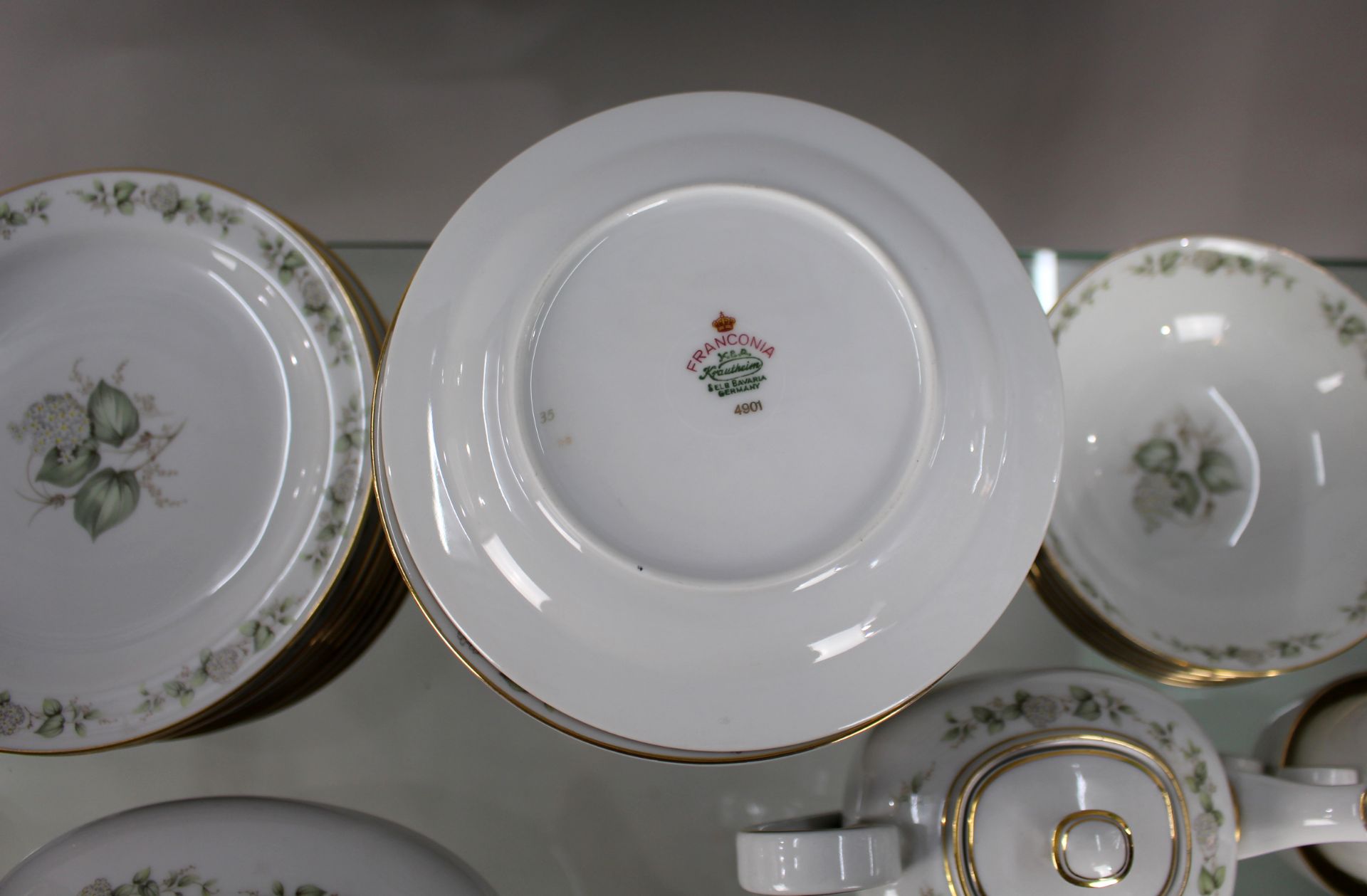 Large Franconia Krautheim Summer Bloom Pattern Dinner Service - Image 6 of 11