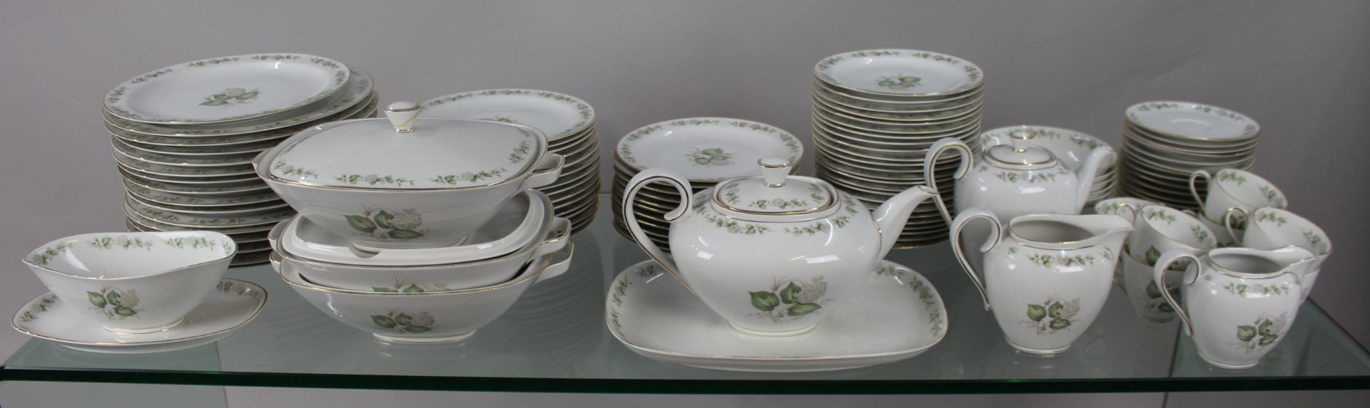 Large Franconia Krautheim Summer Bloom Pattern Dinner Service