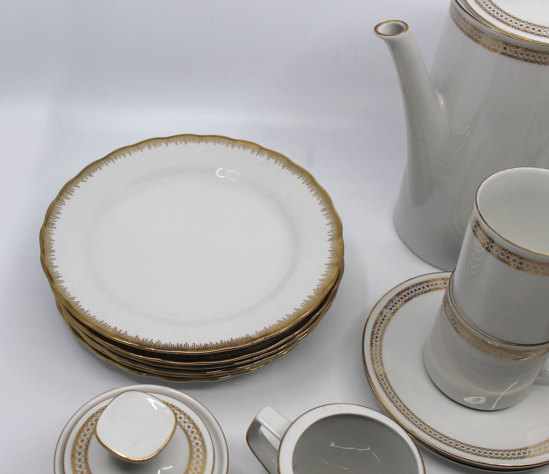 23 Piece Winterling Bavaria White & Gold Porcelain Coffee Service - Image 2 of 10