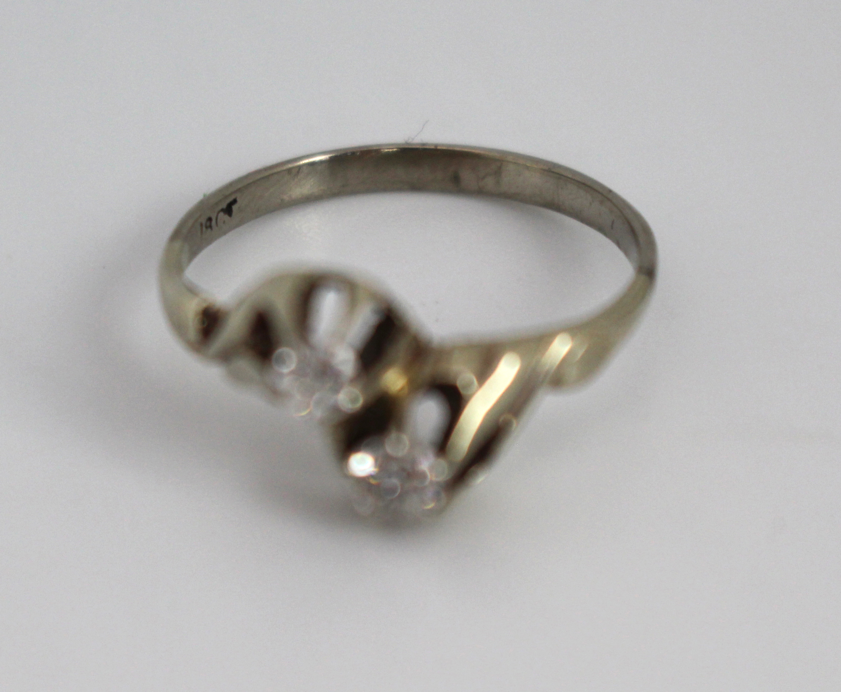 Diamond Crossover 18ct White Gold Ring - Image 4 of 5